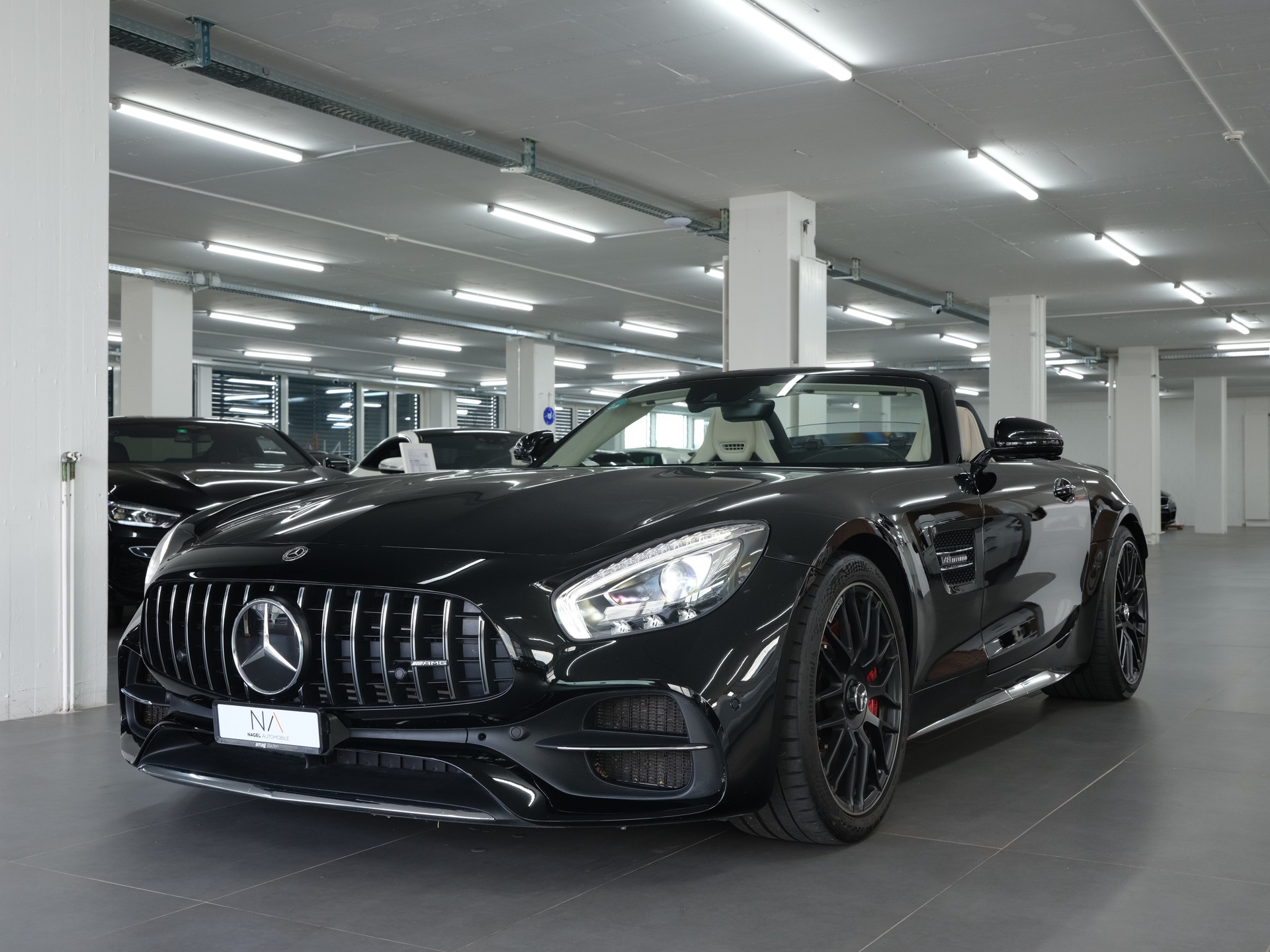 MERCEDES-BENZ AMG GT C Roadster Speedshift DCT *Burmester* *1.Hand* *Sportabgassanlage*-image-6