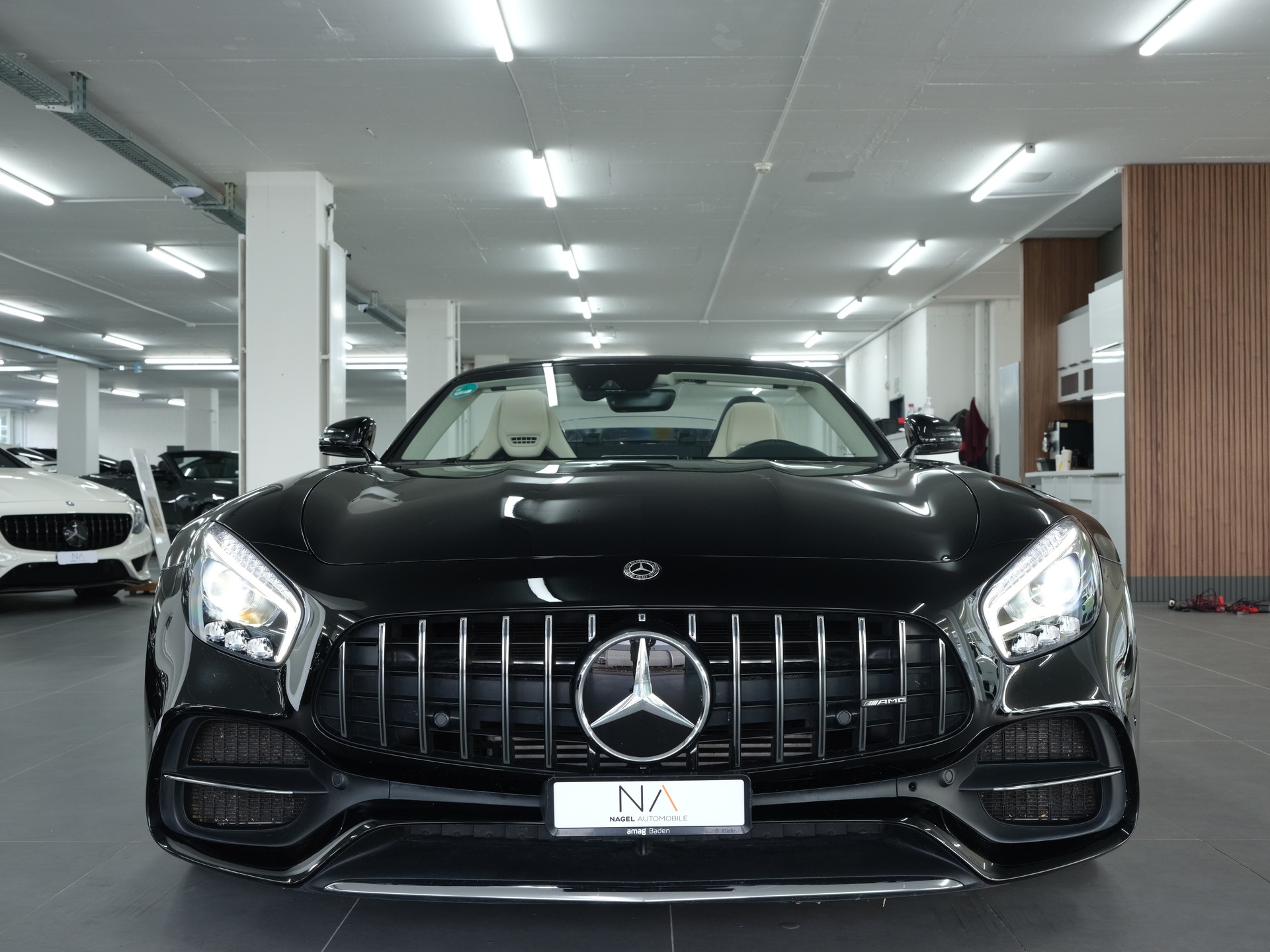 MERCEDES-BENZ AMG GT C Roadster Speedshift DCT *Burmester* *1.Hand* *Sportabgassanlage*-image-7
