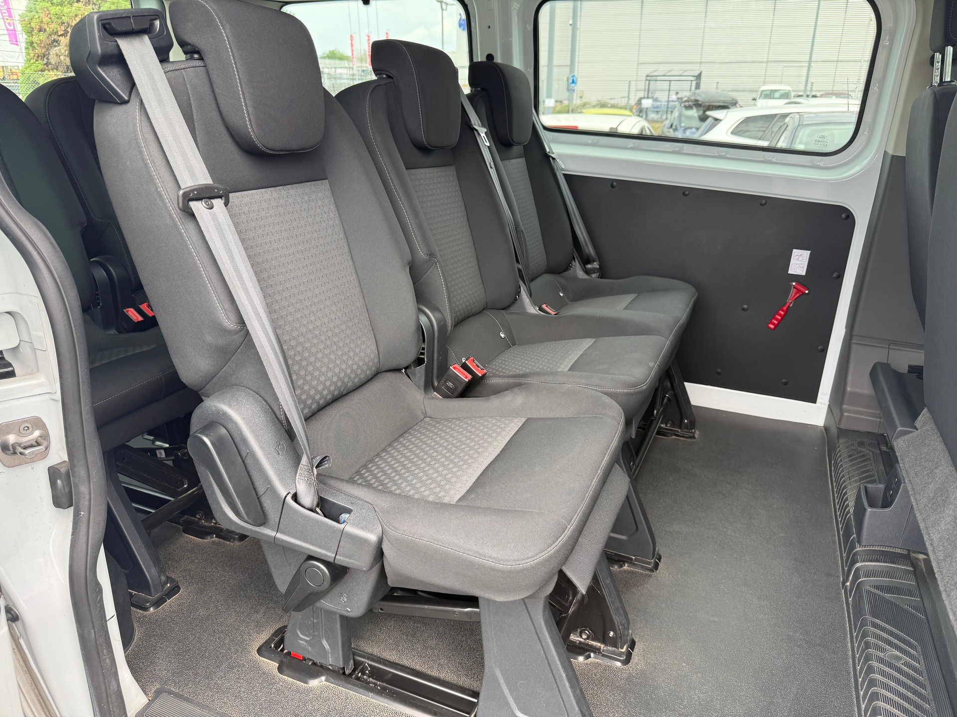 FORD Transit Custom 320 L1H1 Trend-image-10