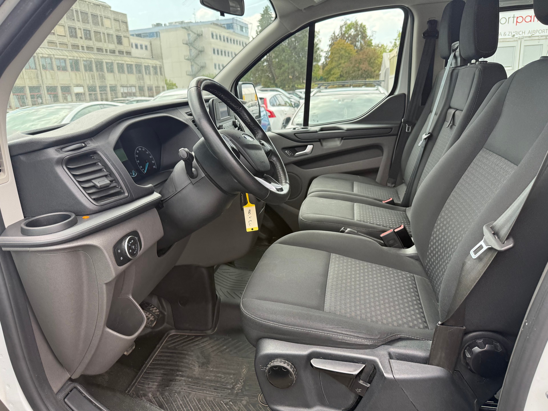 FORD Transit Custom 320 L1H1 Trend-image-8