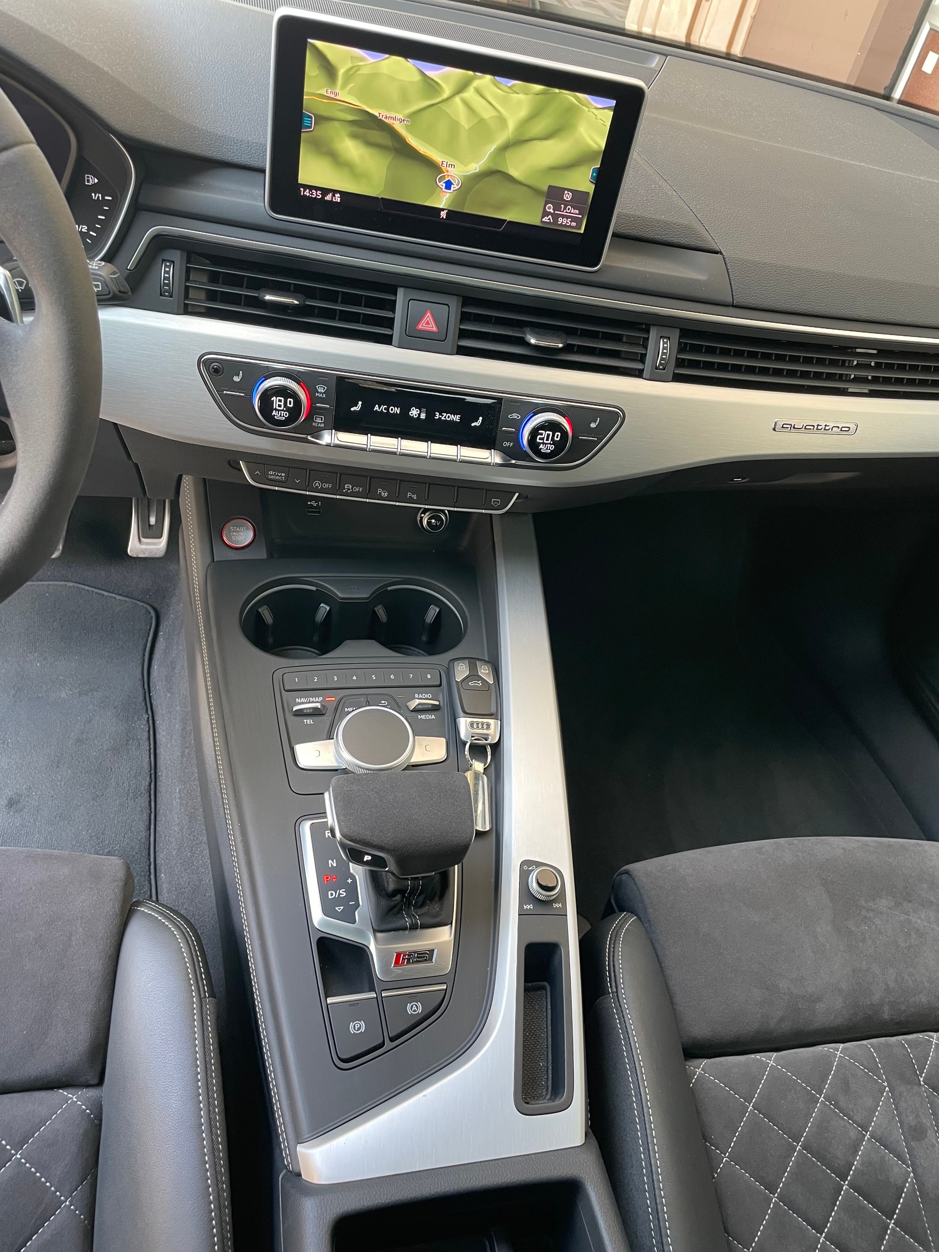 AUDI RS4 Avant 2.9 TFSI quattro tiptronic-image-14