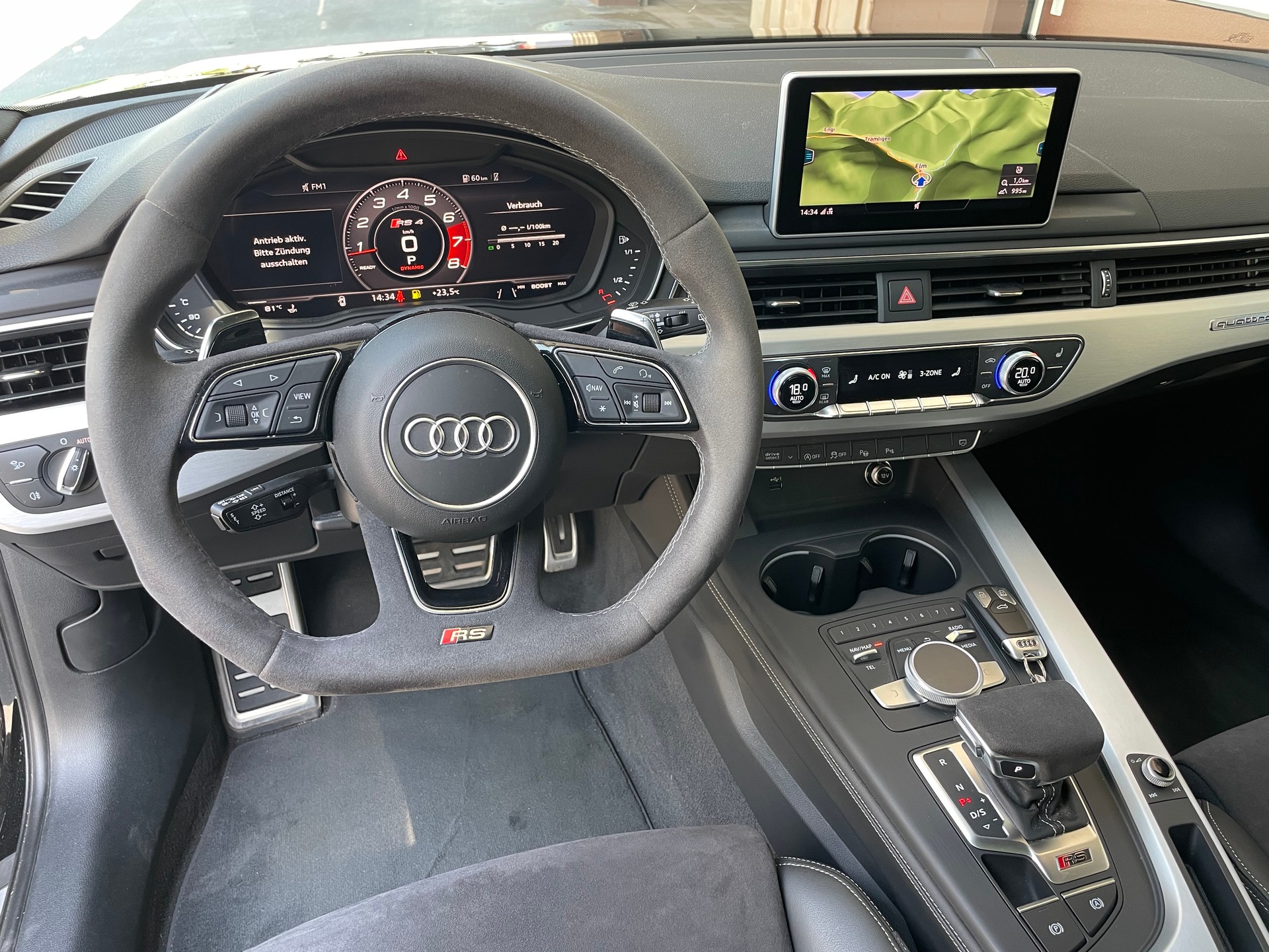 AUDI RS4 Avant 2.9 TFSI quattro tiptronic-image-12