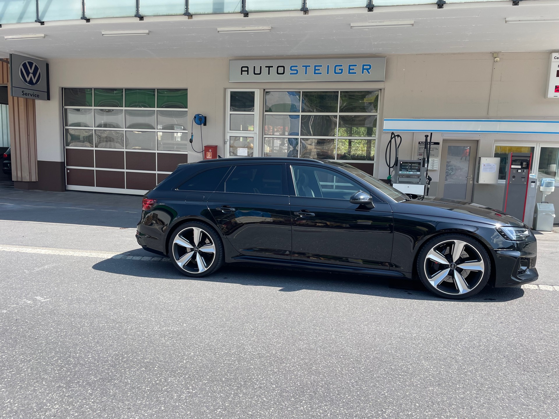 AUDI RS4 Avant 2.9 TFSI quattro tiptronic-image-3