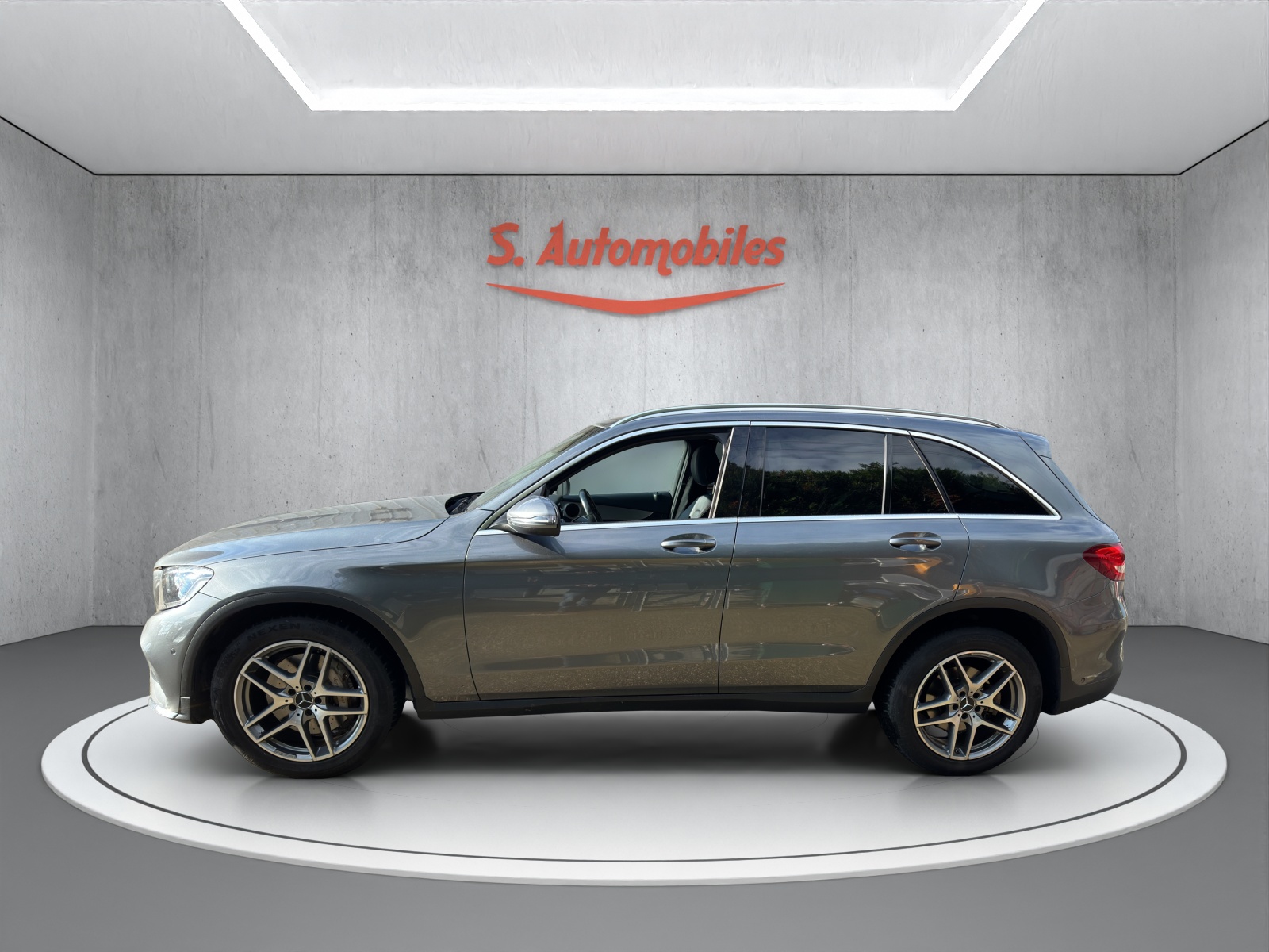 MERCEDES-BENZ GLC 250 d 4Matic 9G-Tronic-image-2