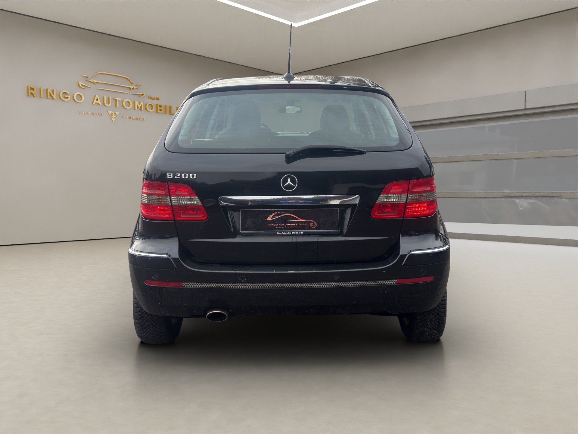 MERCEDES-BENZ B 200-image-5