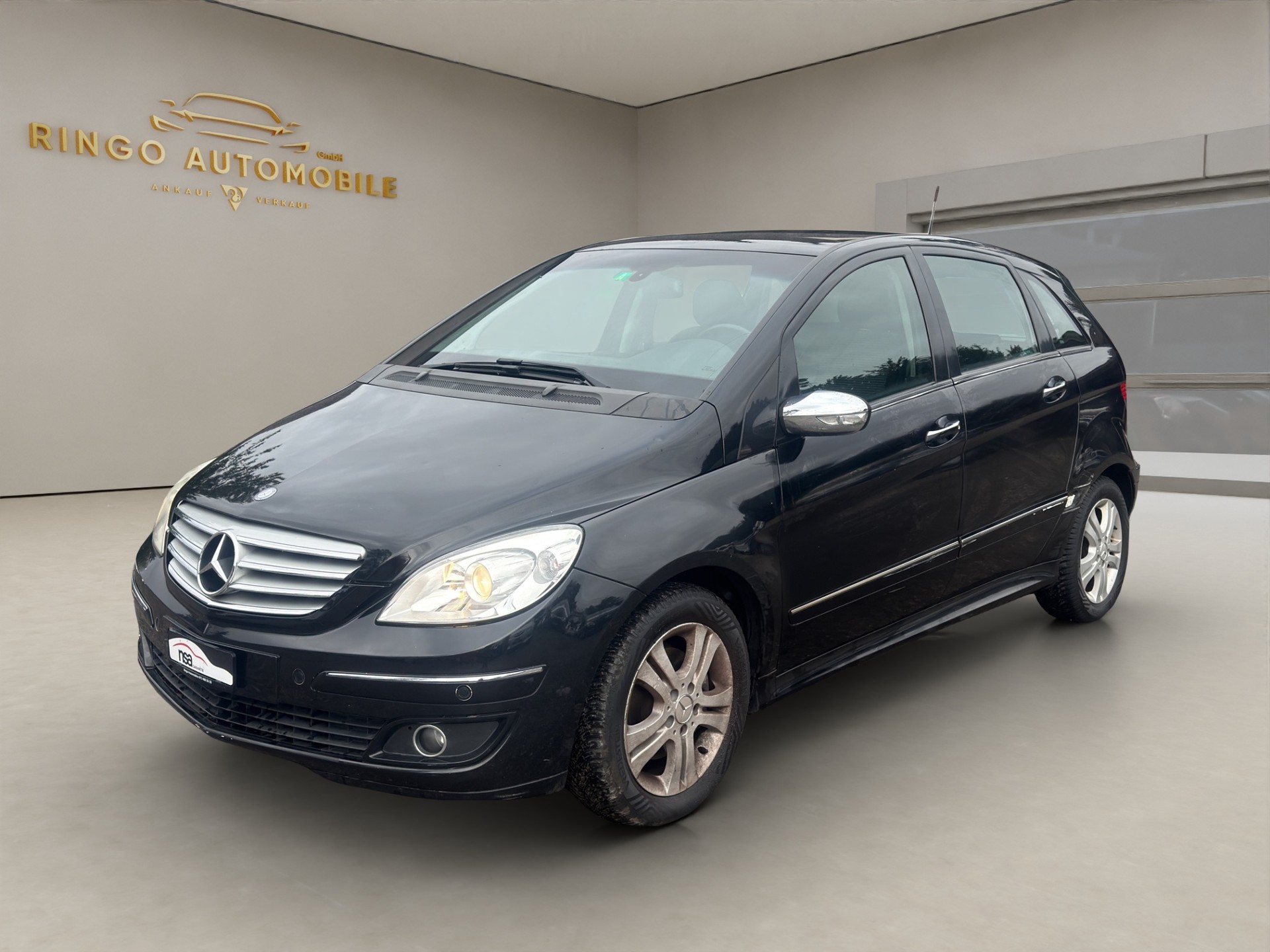 MERCEDES-BENZ B 200-image-2