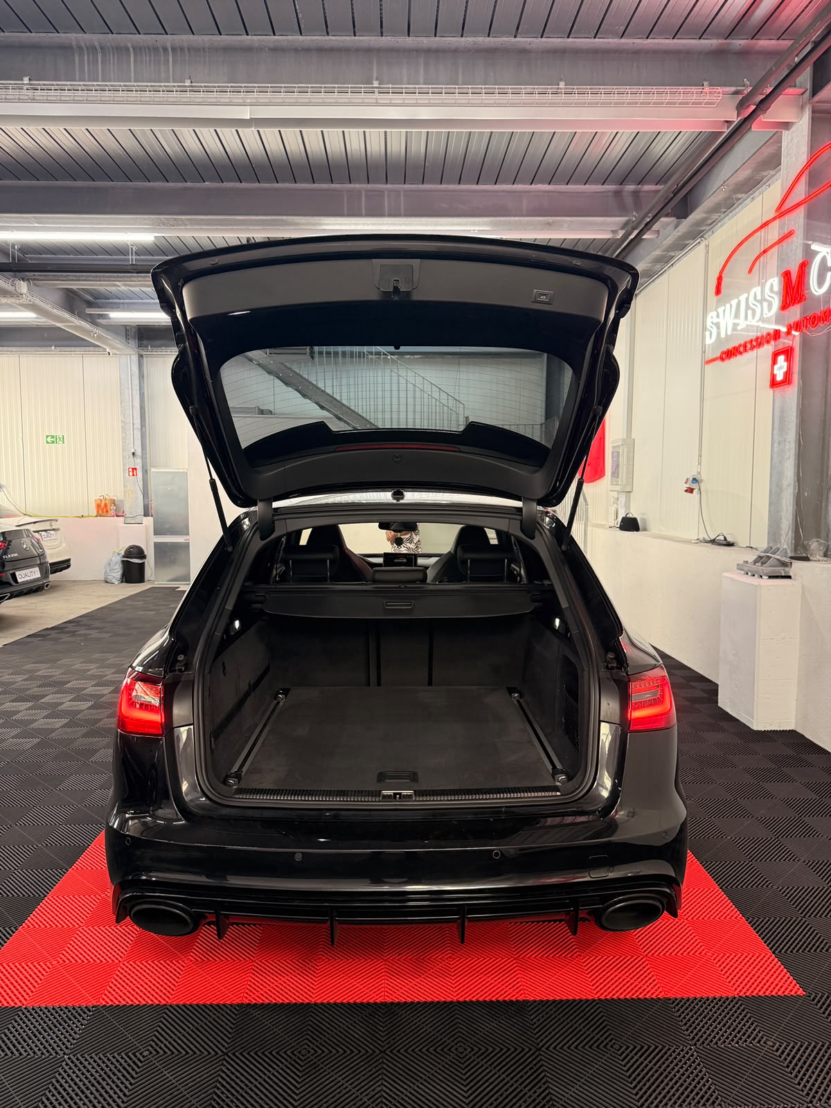 AUDI RS6 Avant 4.0 TFSI V8 quattro Tiptronic-image-8