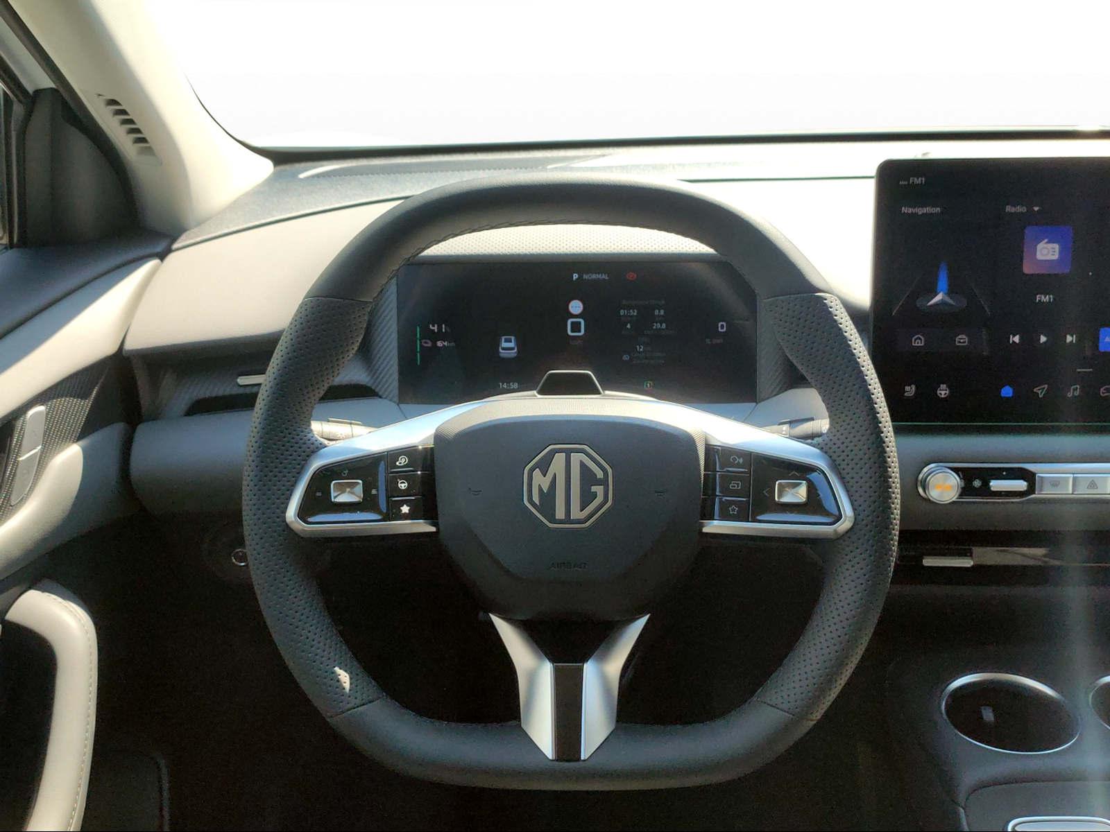 MG S5 EV 64 kWh Luxury-image-10