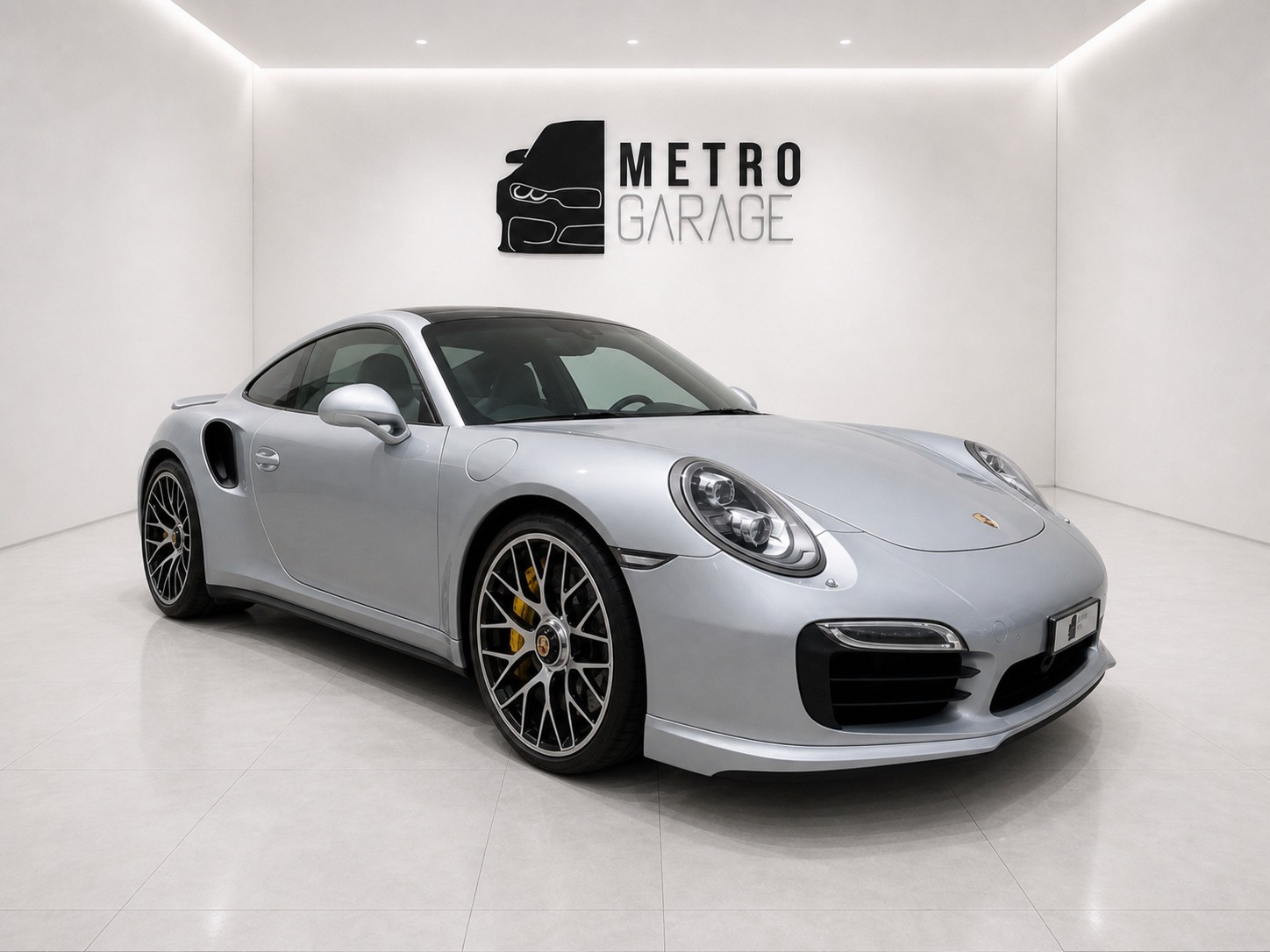 PORSCHE 911 Turbo S PDK-image-6