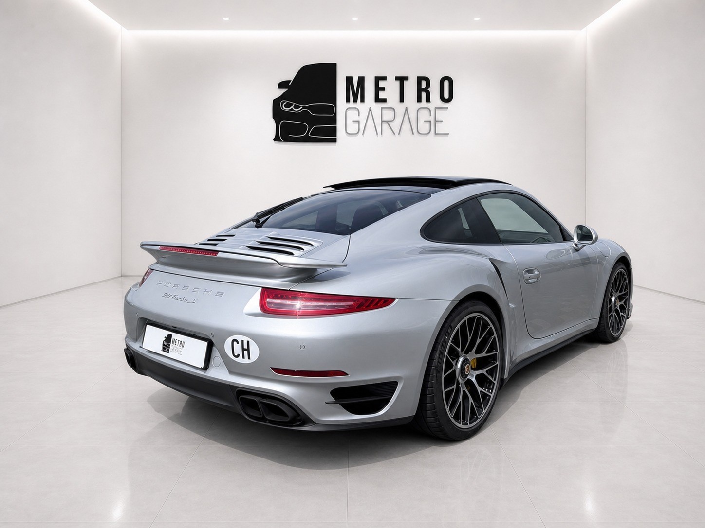PORSCHE 911 Turbo S PDK-image-4