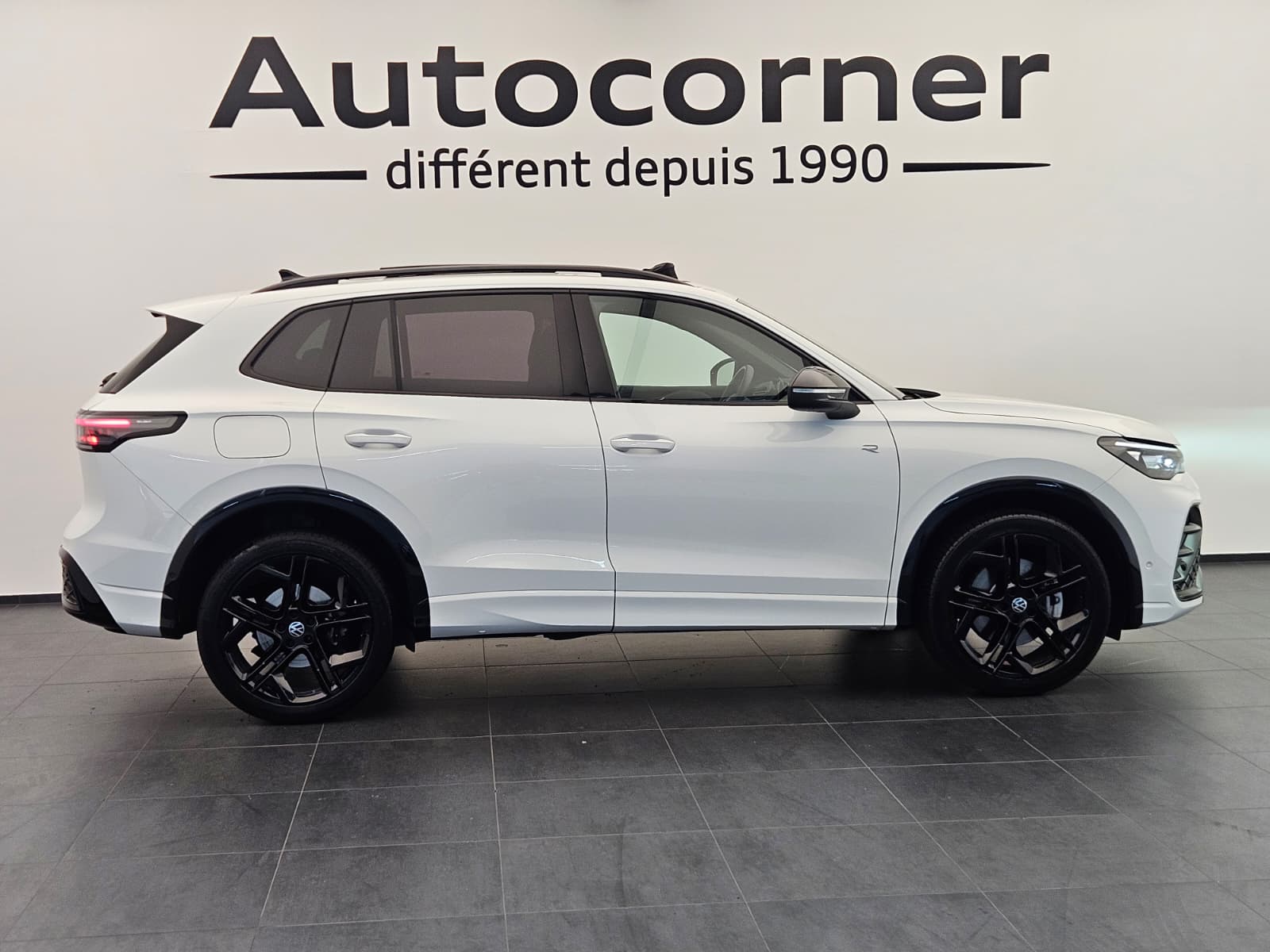VW Tiguan 1.5 TSI evo2 eHybrid R-Line DSG-image-5