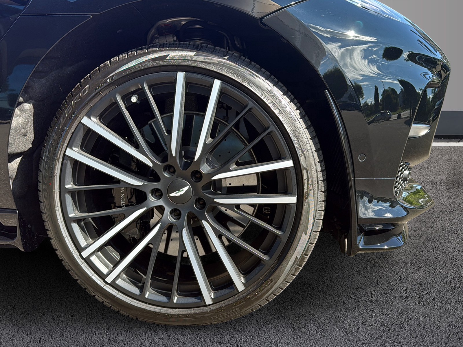 ASTON MARTIN 707 4.0 V8-image-11