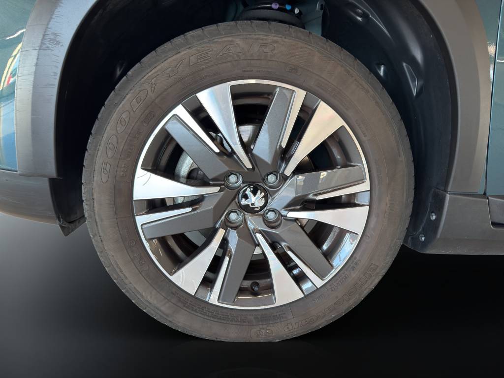 PEUGEOT 2008 1.2 PureTech Allure EAT6 //Toit panormaique/Système de navigation/Caméra de recul-image-14