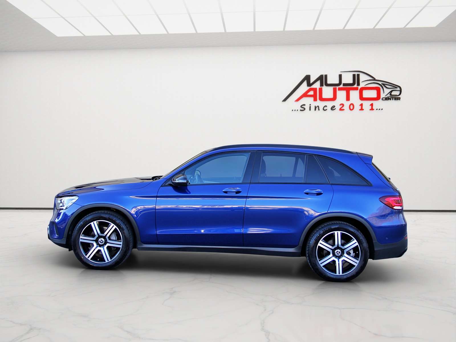 MERCEDES-BENZ GLC 200 4Matic 9G-Tronic-showroom-element-1
