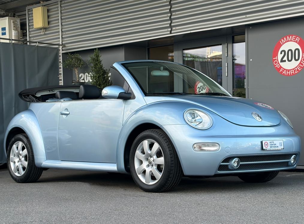 VW Beetle Cabrio 2.0-showroom-element-1