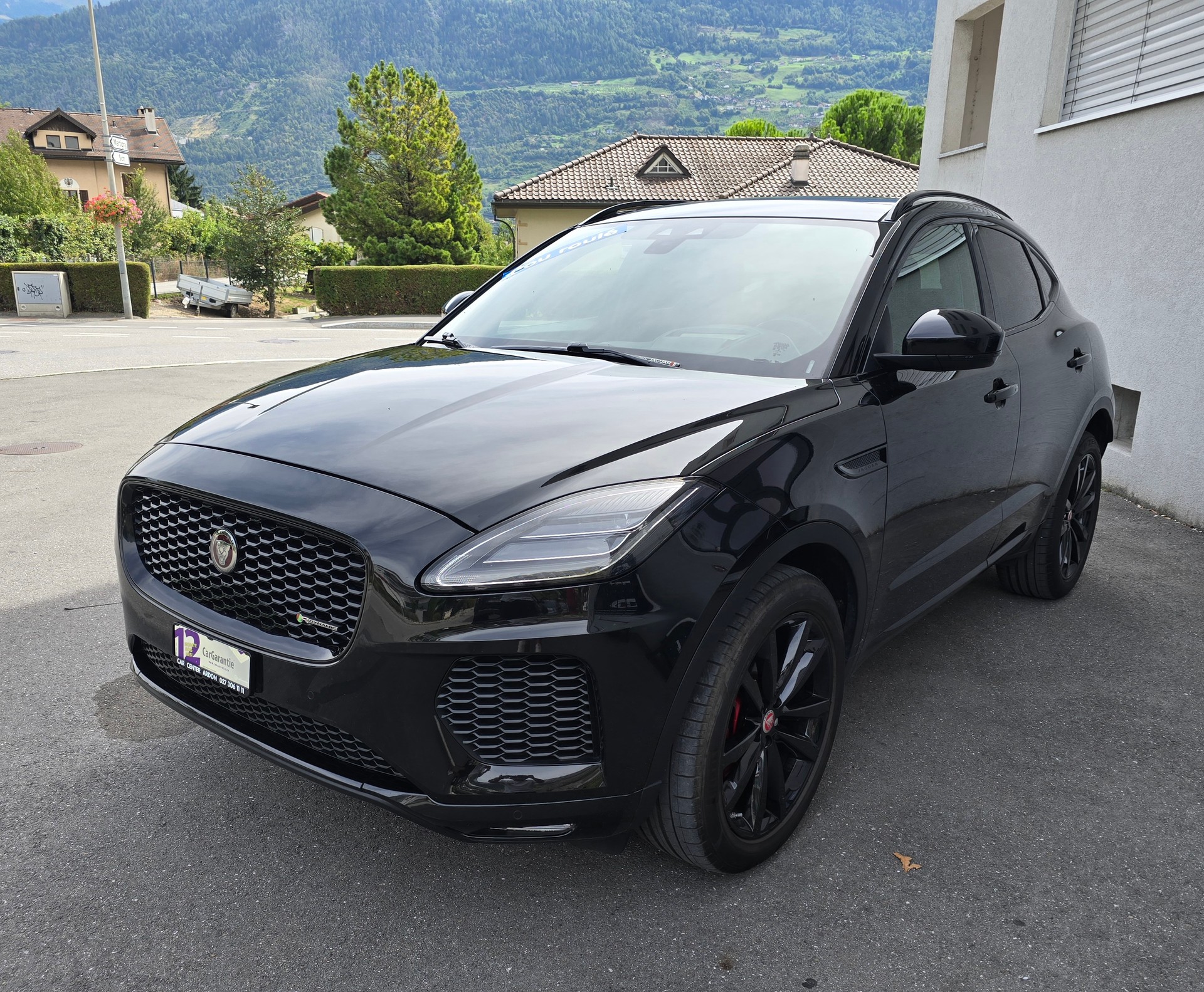 JAGUAR E-Pace 2.0 P250 R-Dynamic HSE AWD