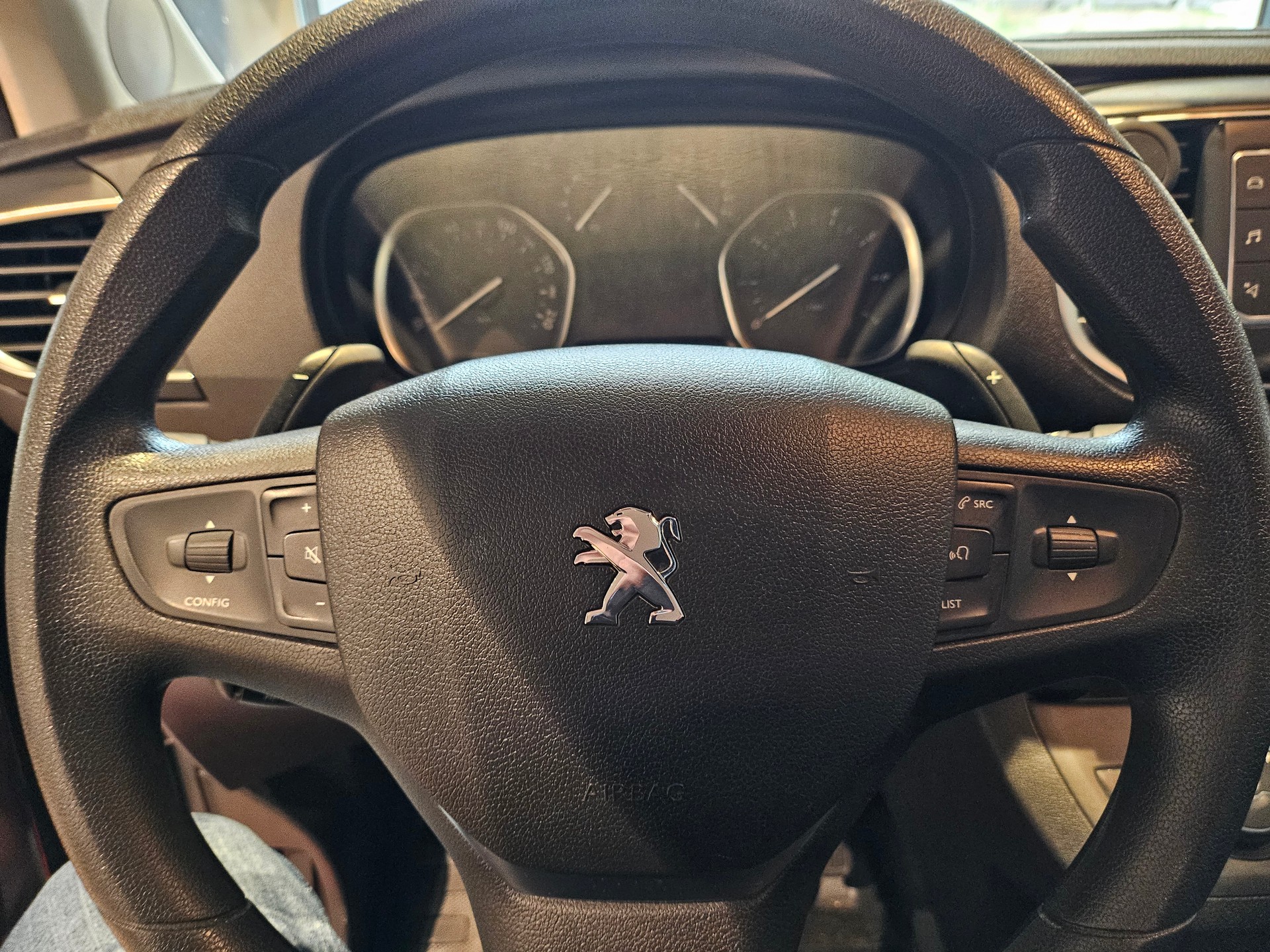 PEUGEOT Traveller 2.0 BlueHDi Lang 🔥8 Plätzer 🔥AHK 2300KG🔥-image-30