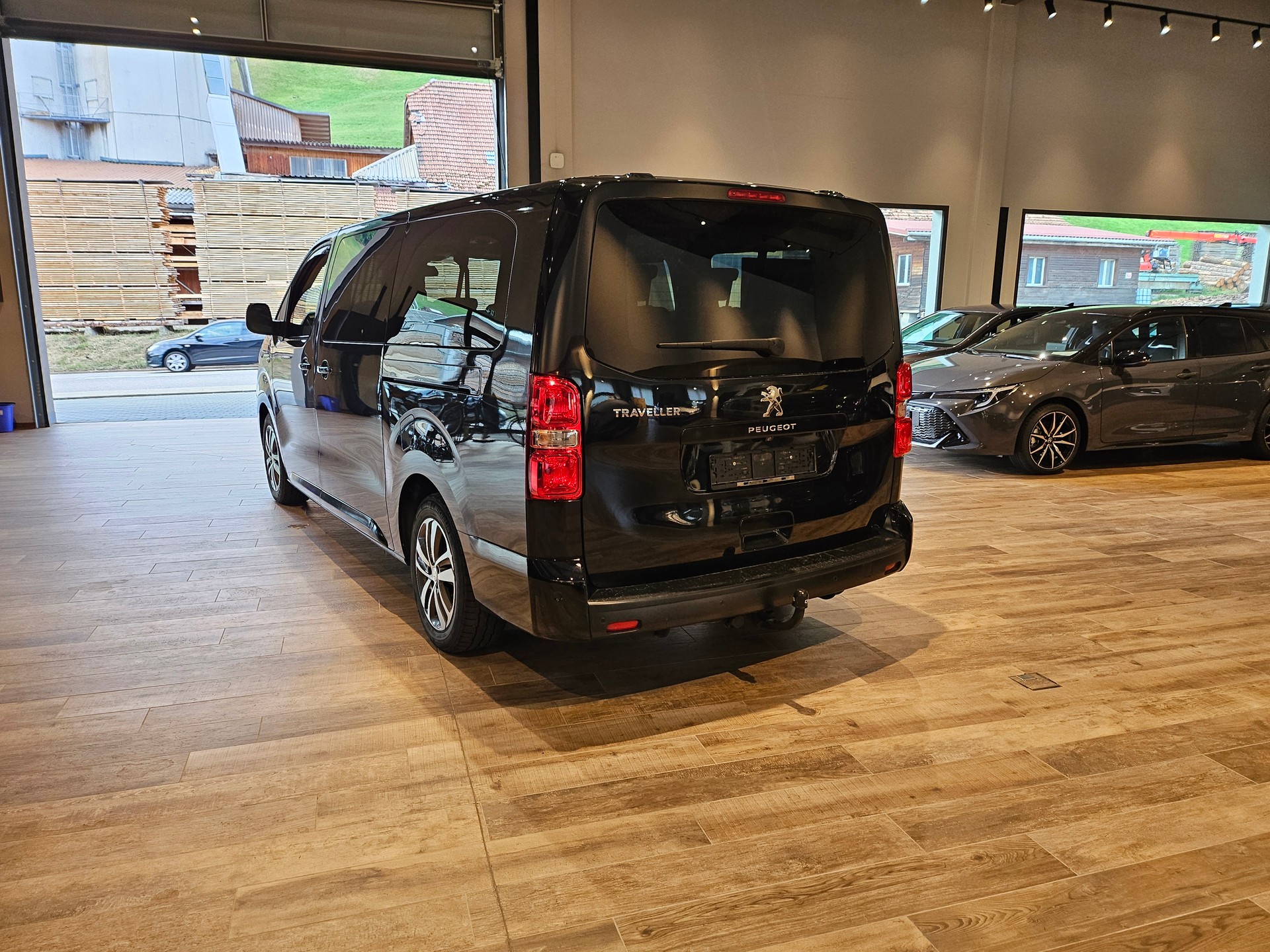 PEUGEOT Traveller 2.0 BlueHDi Lang 🔥8 Plätzer 🔥AHK 2300KG🔥-image-12