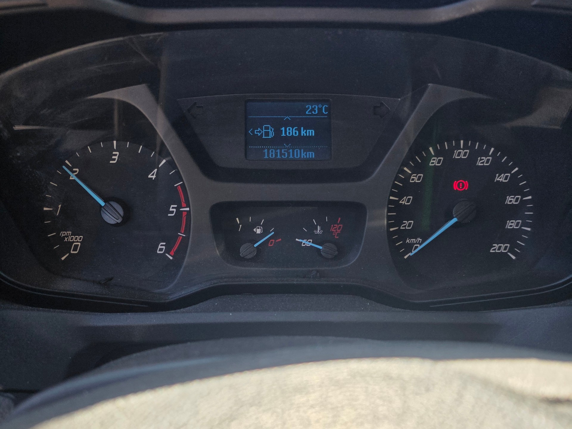 FORD Transit Custom Van 270 L1H1 Level 2-image-8