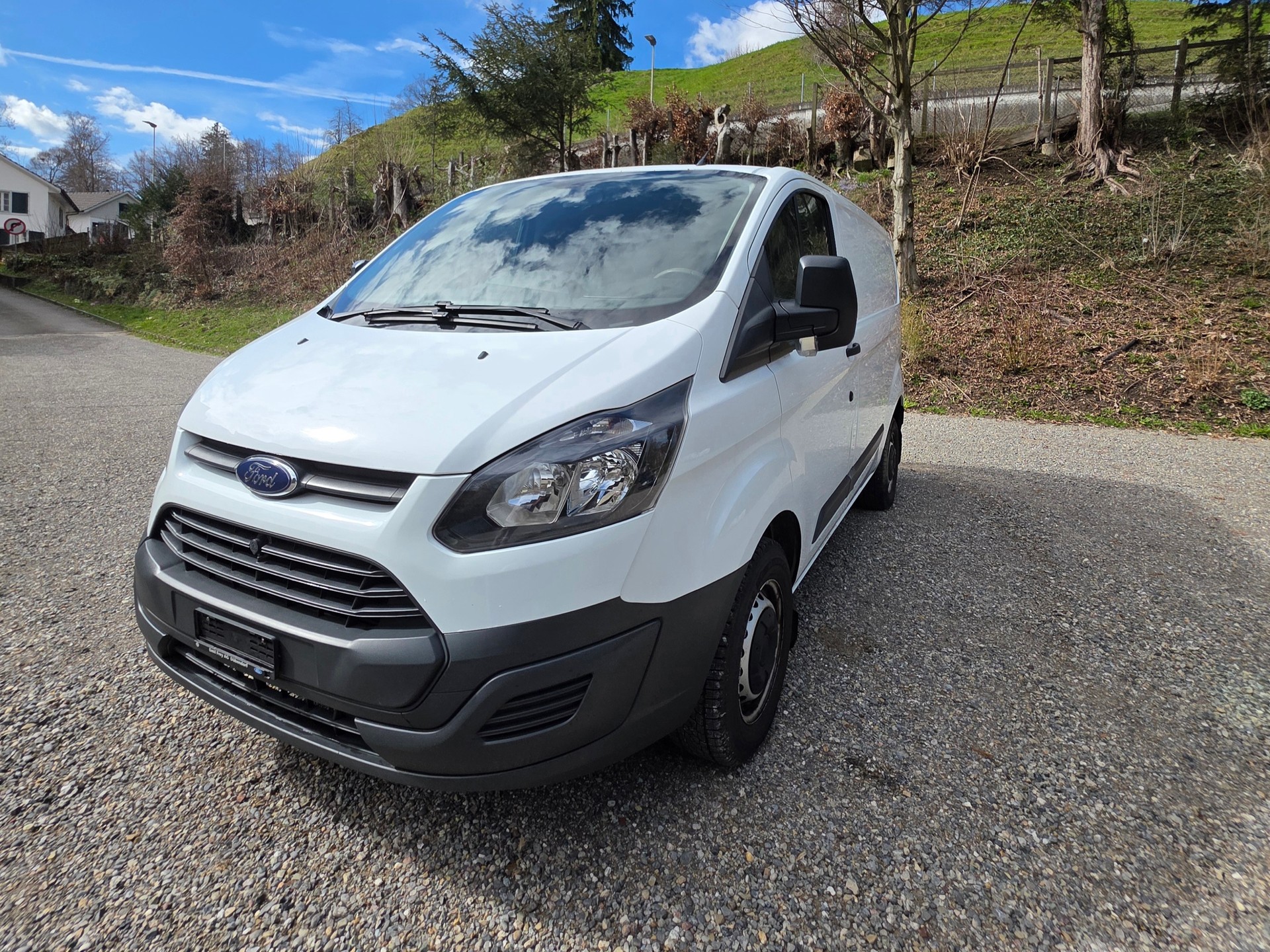 FORD Transit Custom Van 270 L1H1 Level 2-image-0