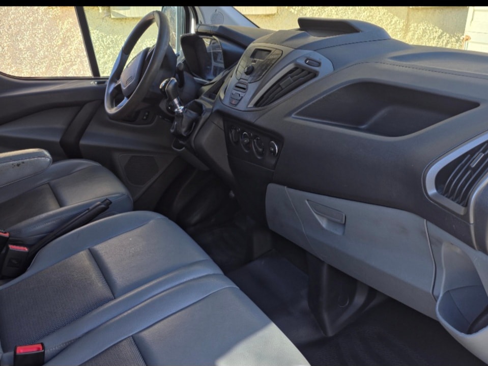 FORD Transit Custom Van 270 L1H1 Level 2-image-9