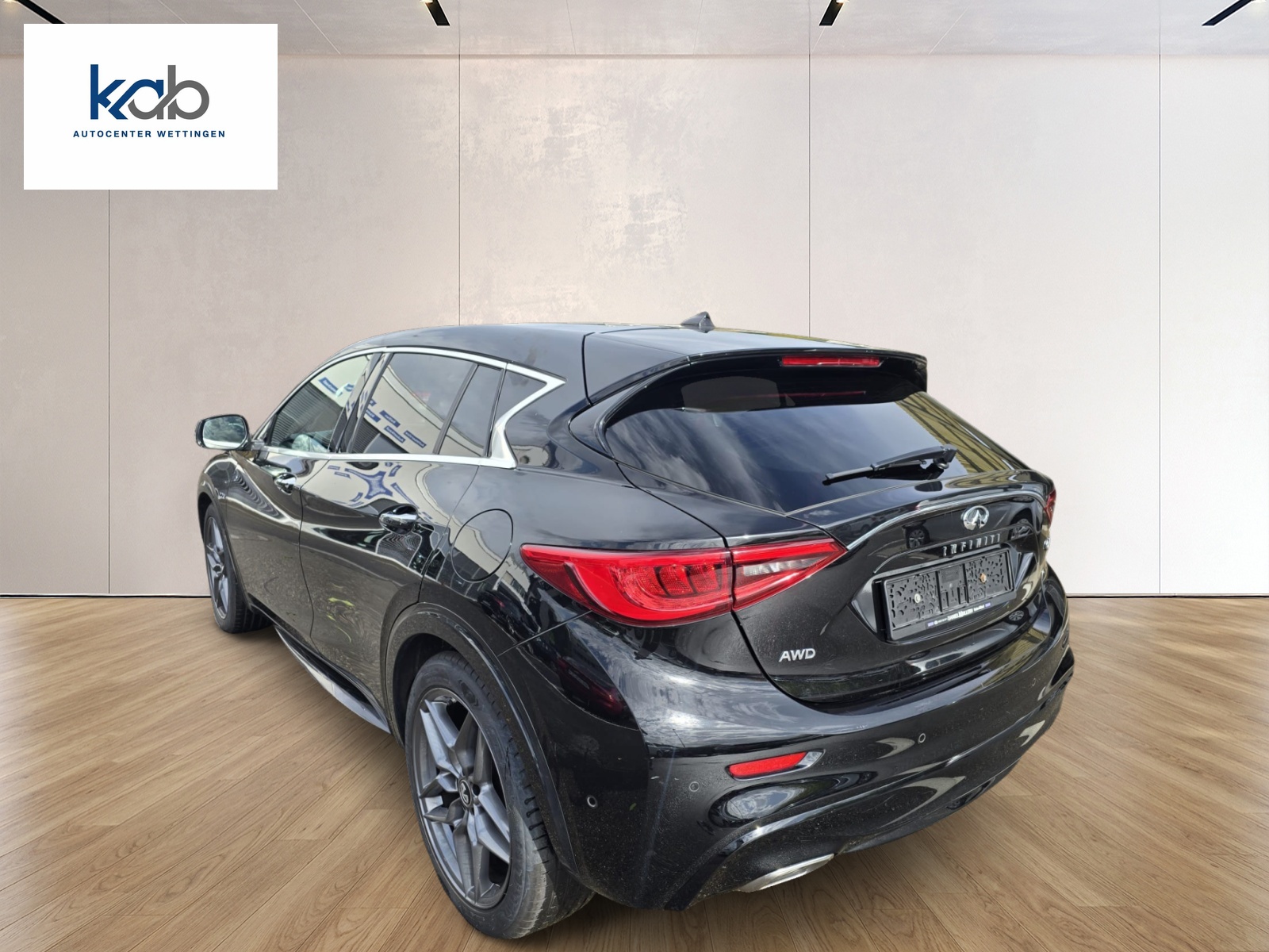 INFINITI Q30 2.2d City Black Edition AWD DCT-image-5