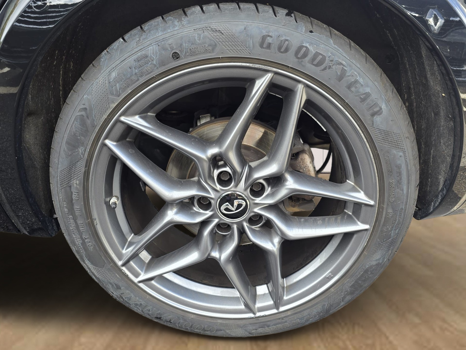 INFINITI Q30 2.2d City Black Edition AWD DCT-image-24