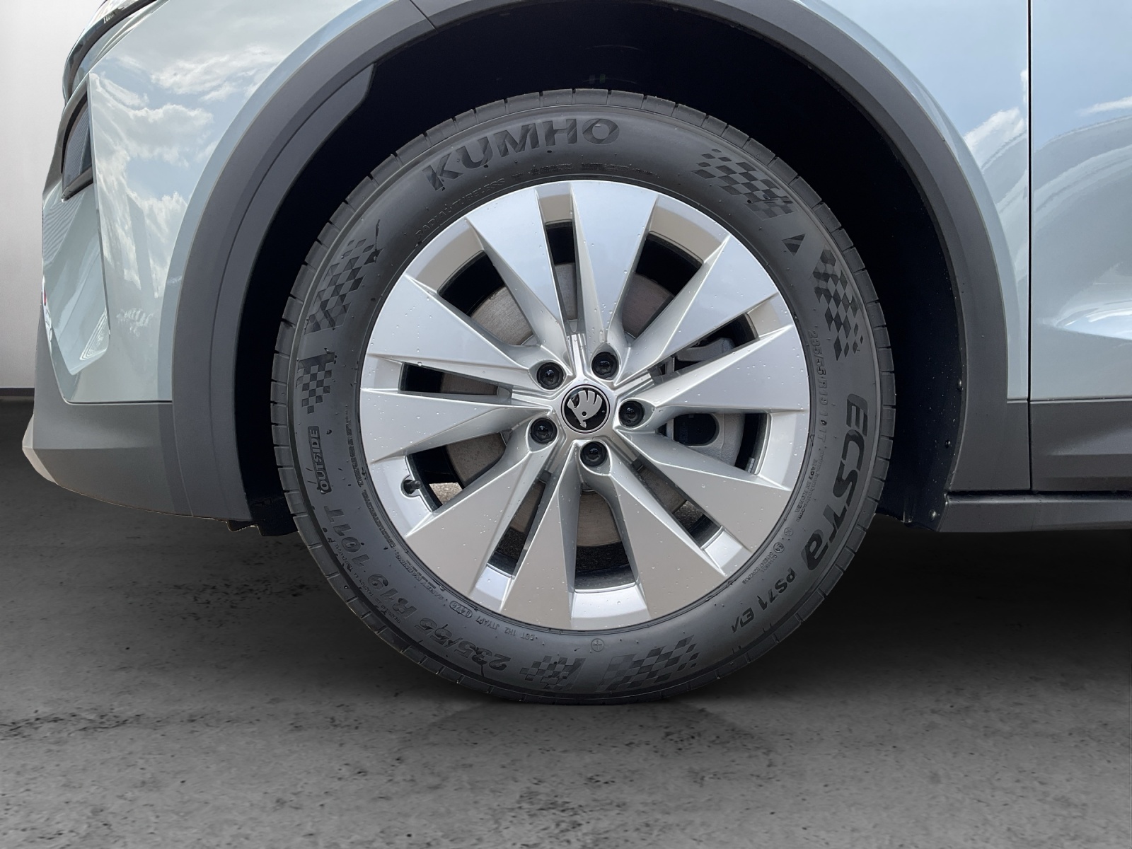 SKODA Elroq 85 Selection-image-12