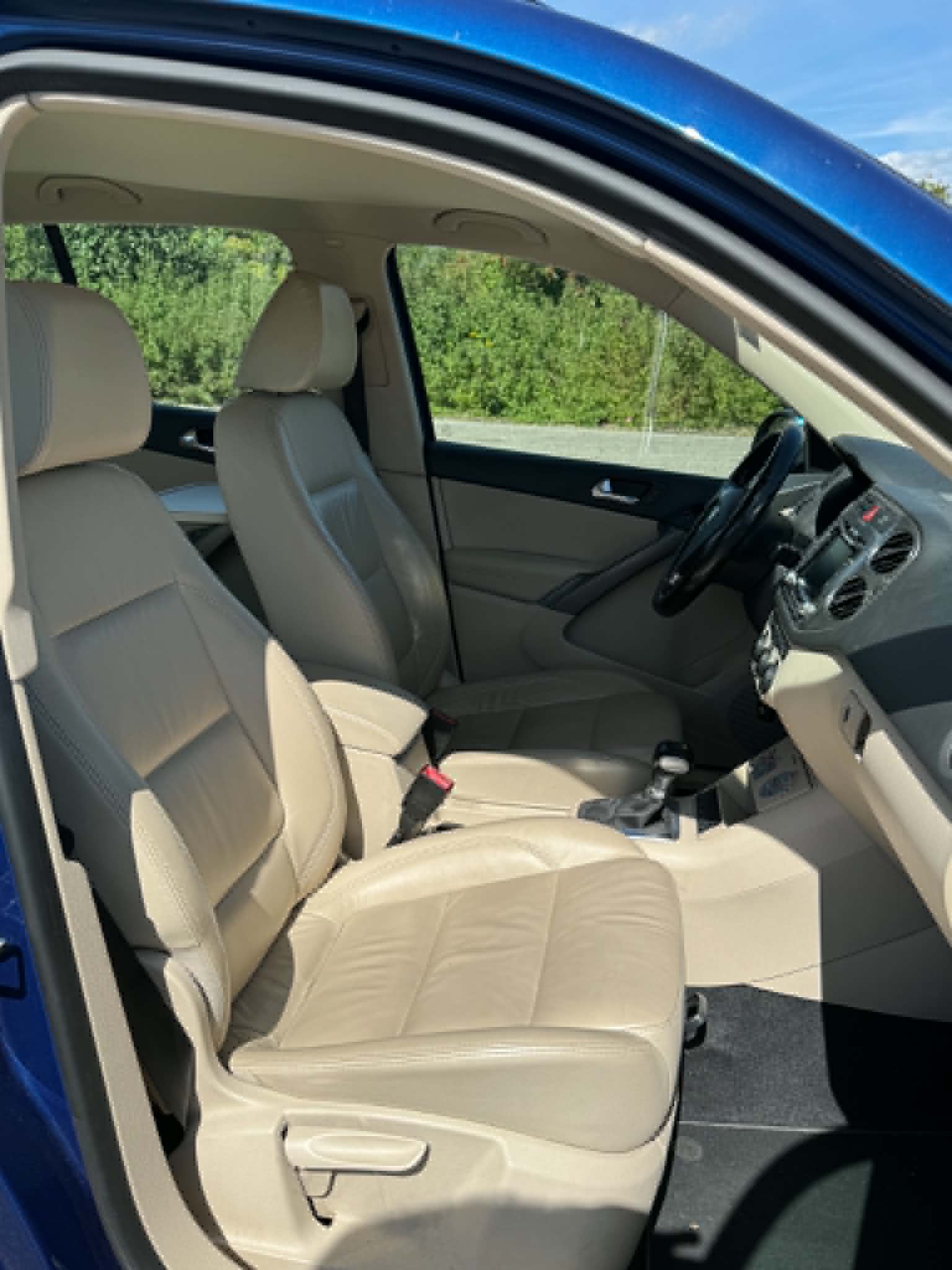 VW Tiguan 2.0 TDI Track&Field Tiptronic-image-4