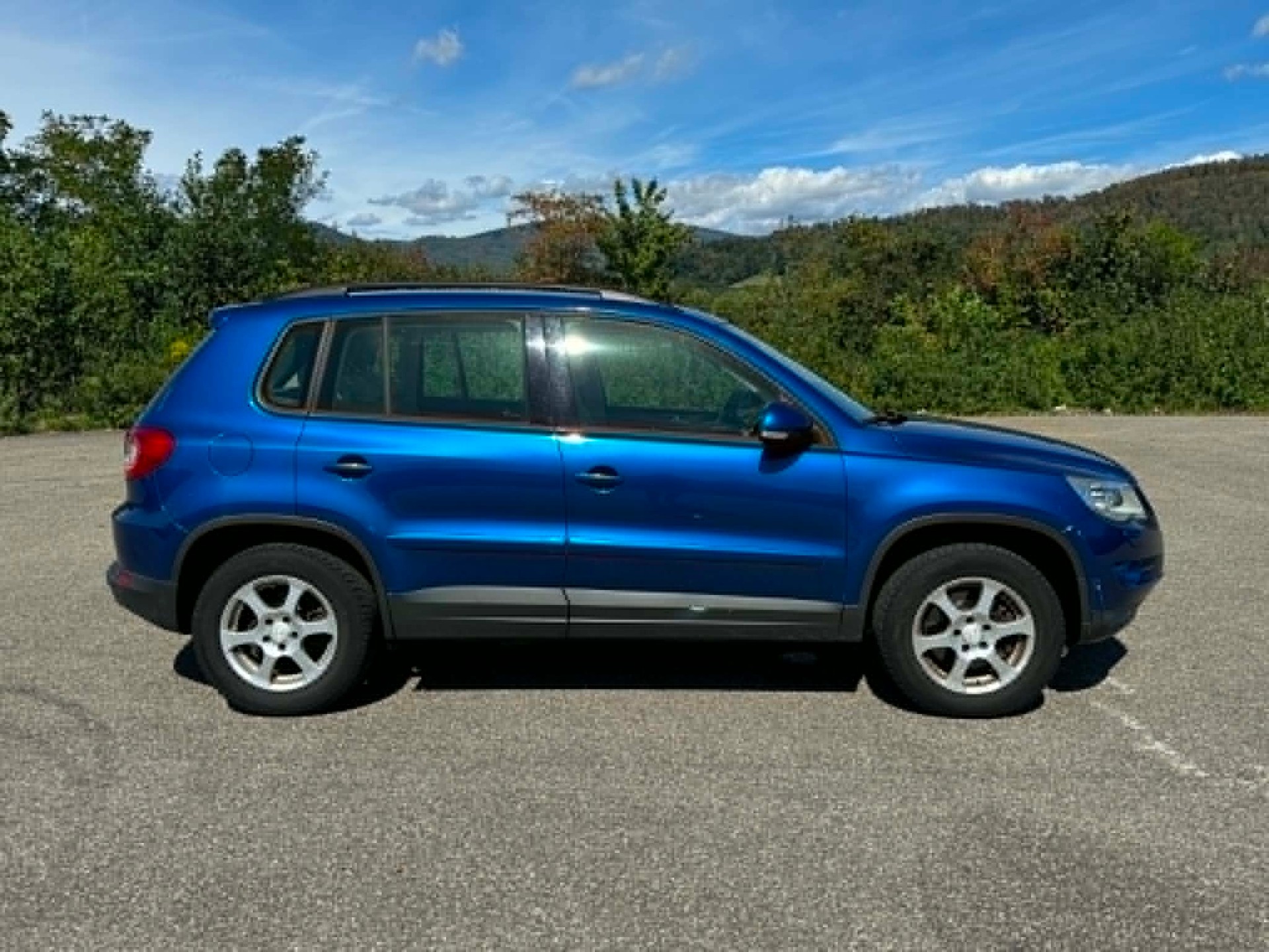 VW Tiguan 2.0 TDI Track&Field Tiptronic-image-5