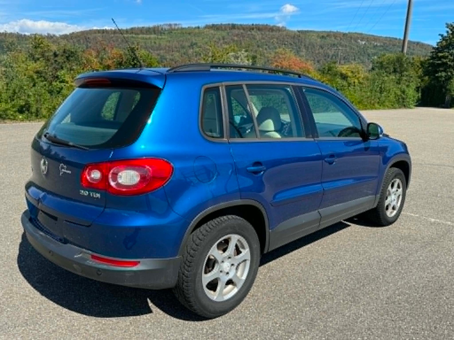 VW Tiguan 2.0 TDI Track&Field Tiptronic-image-9