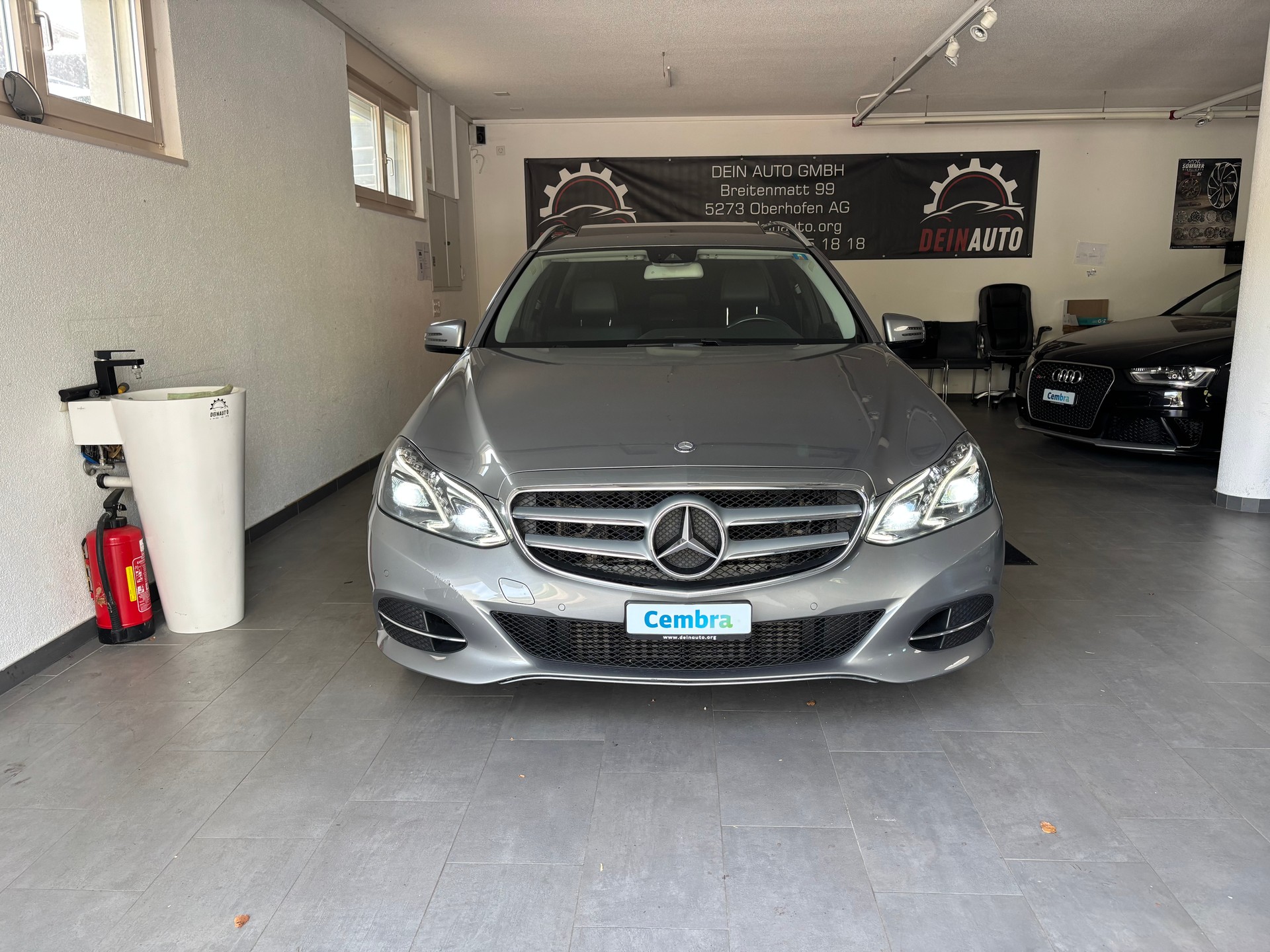 MERCEDES-BENZ E 250 BlueTEC Avantgarde 4Matic 7G-Tronic-image-6