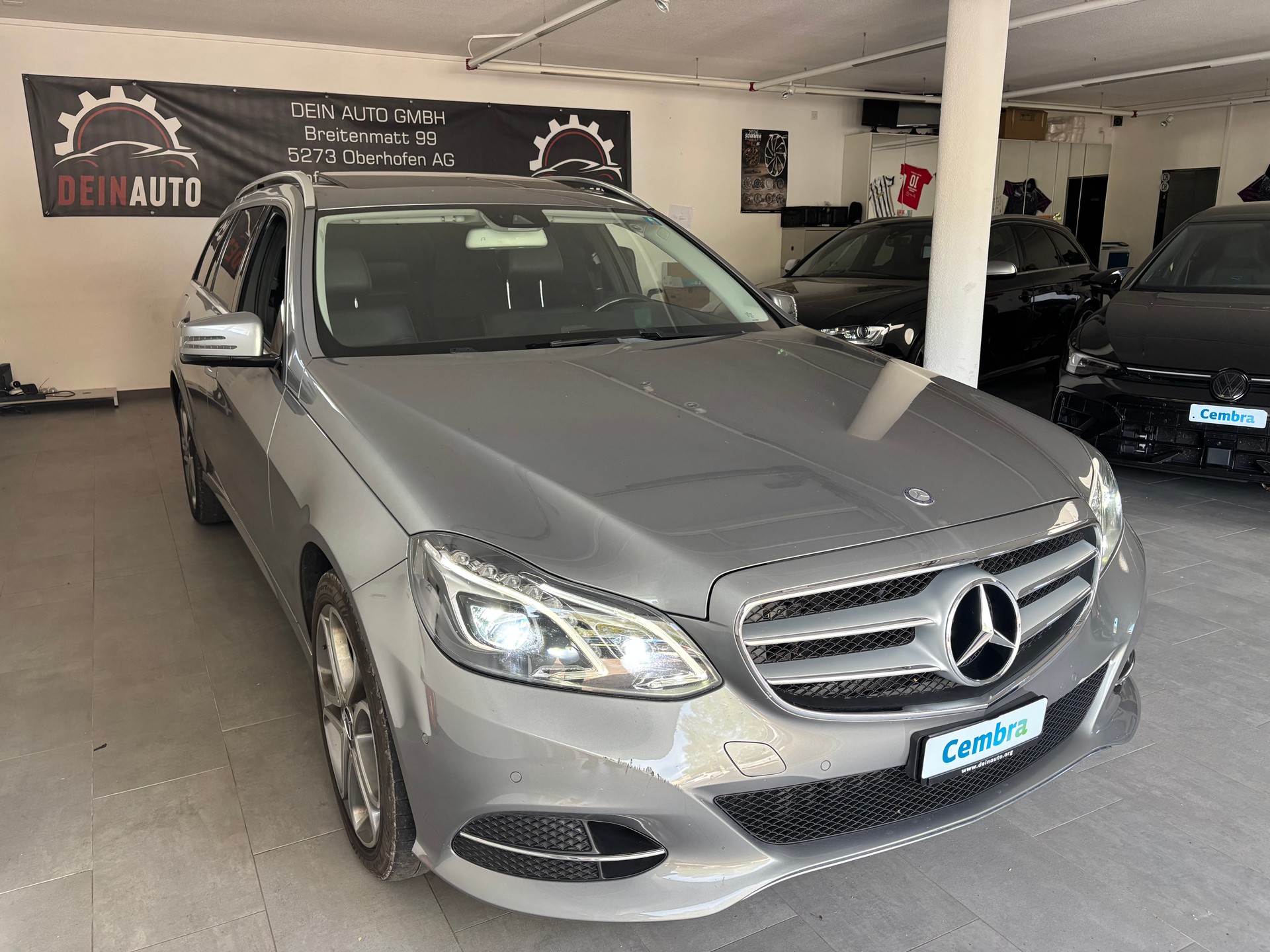 MERCEDES-BENZ E 250 BlueTEC Avantgarde 4Matic 7G-Tronic-image-5