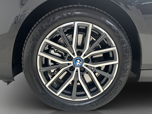 BMW 230e xDr. Act. T. M Sport-image-7