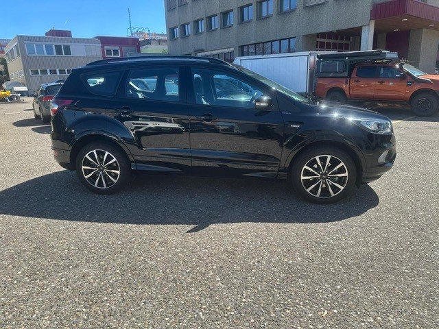 FORD Kuga 1.5 SCTi ST Line High 2WD-image-2