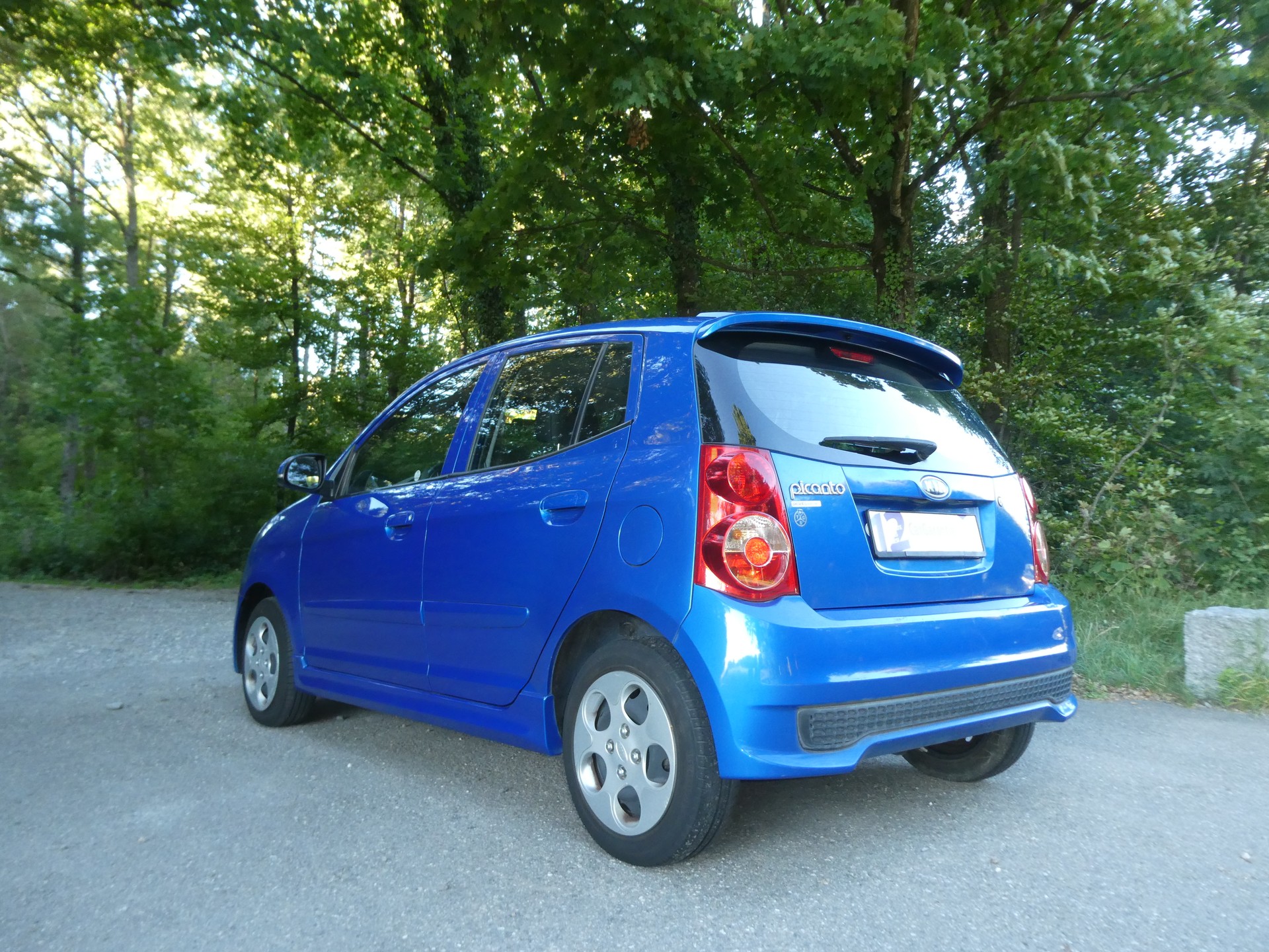 KIA Picanto 1.1 Trend Automatic-image-3
