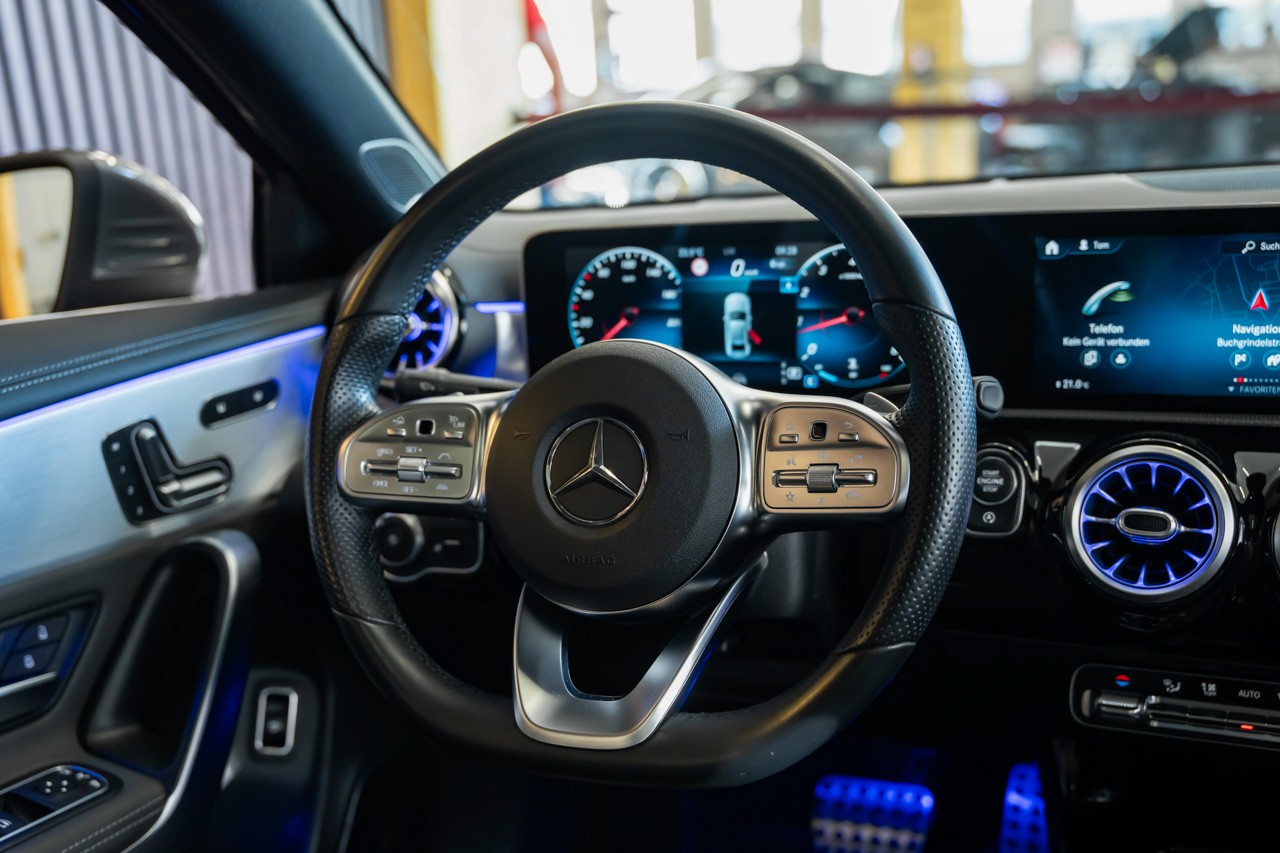 MERCEDES-BENZ A 250 4Matic AMG Line 4Matic 7G-DCT-image-34