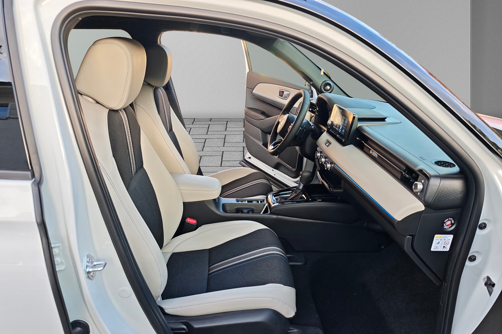 HONDA HR-V 1.5i-MMD Advance Style CVT-image-9