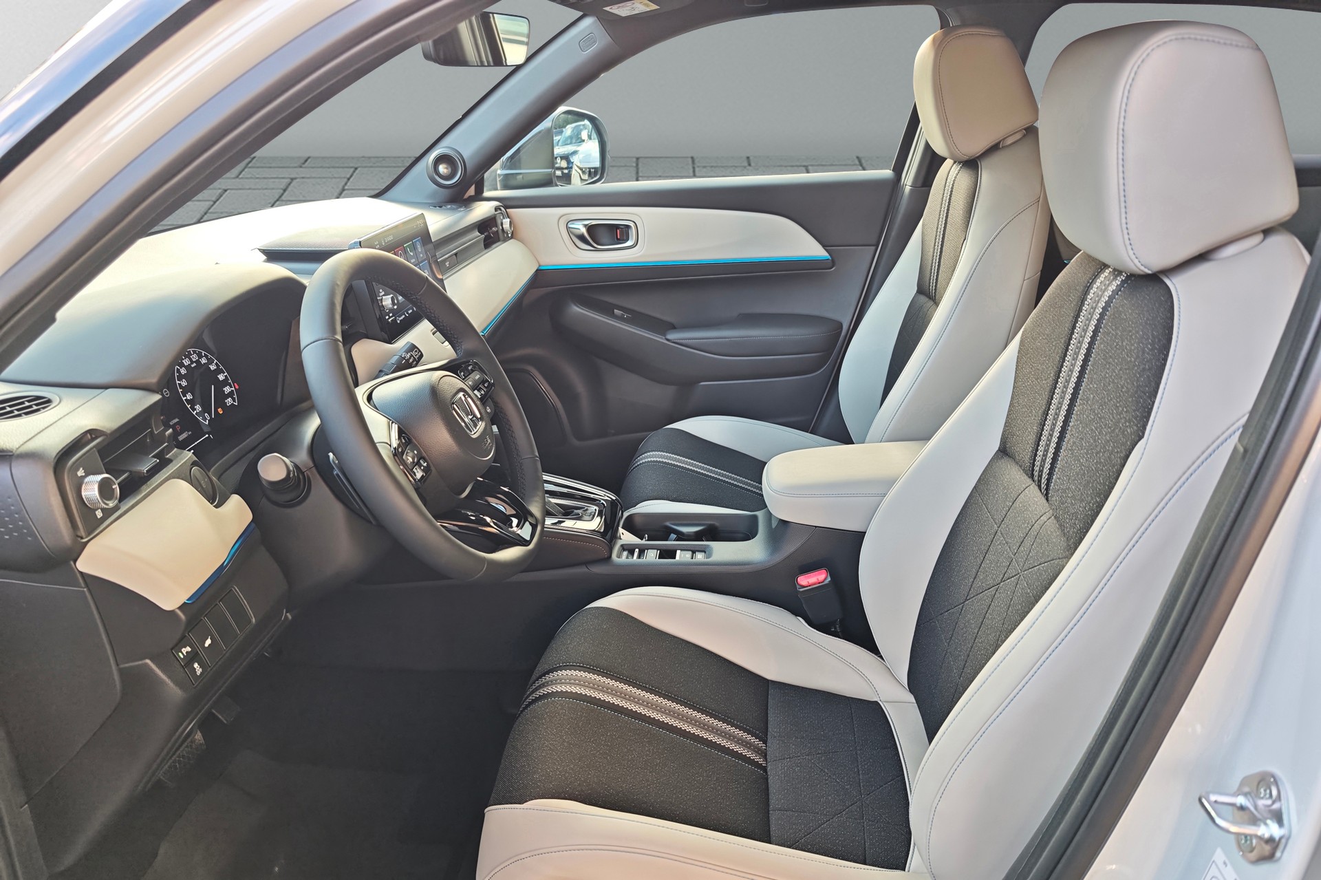 HONDA HR-V 1.5i-MMD Advance Style CVT-image-8