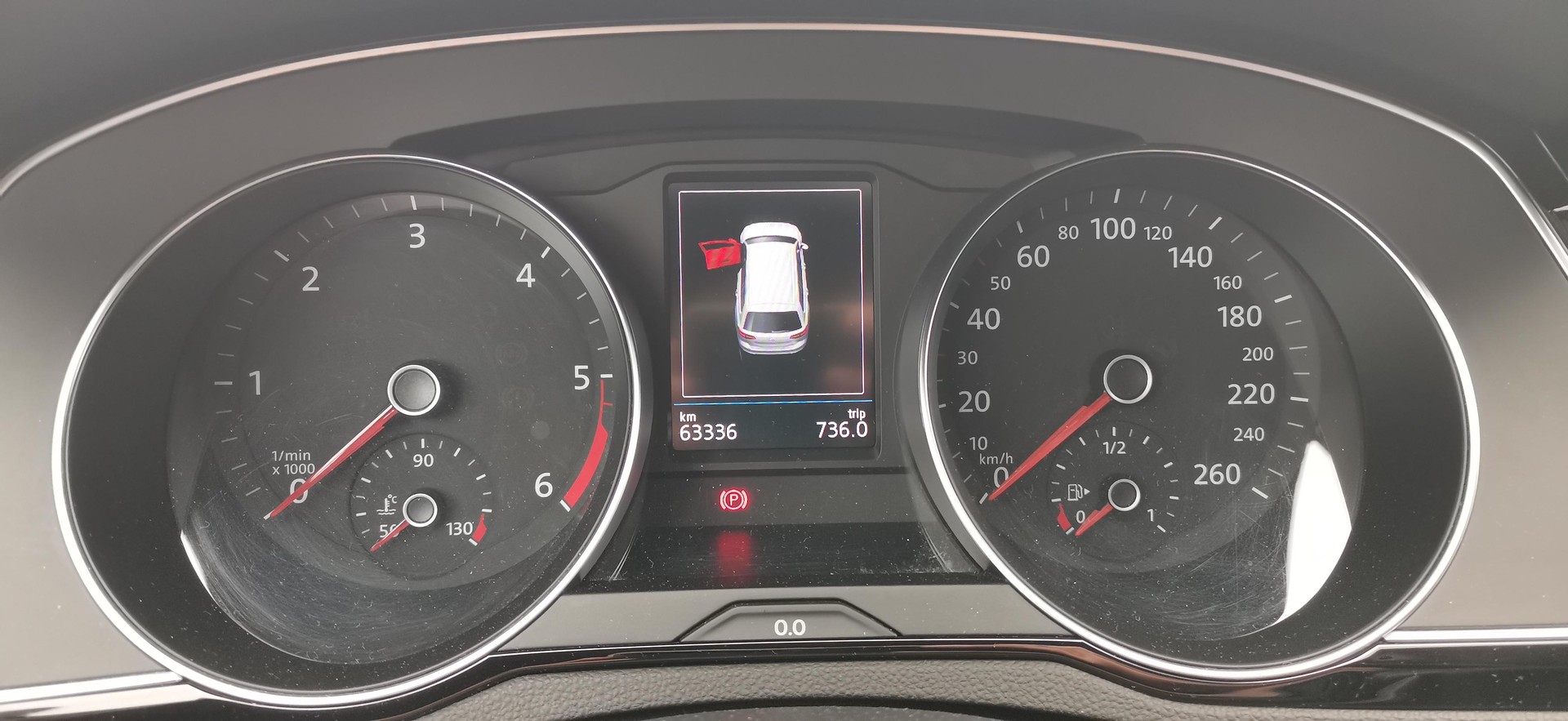 VW Passat Variant 2.0 TDI 200 Elegance DSG 4m-image-10
