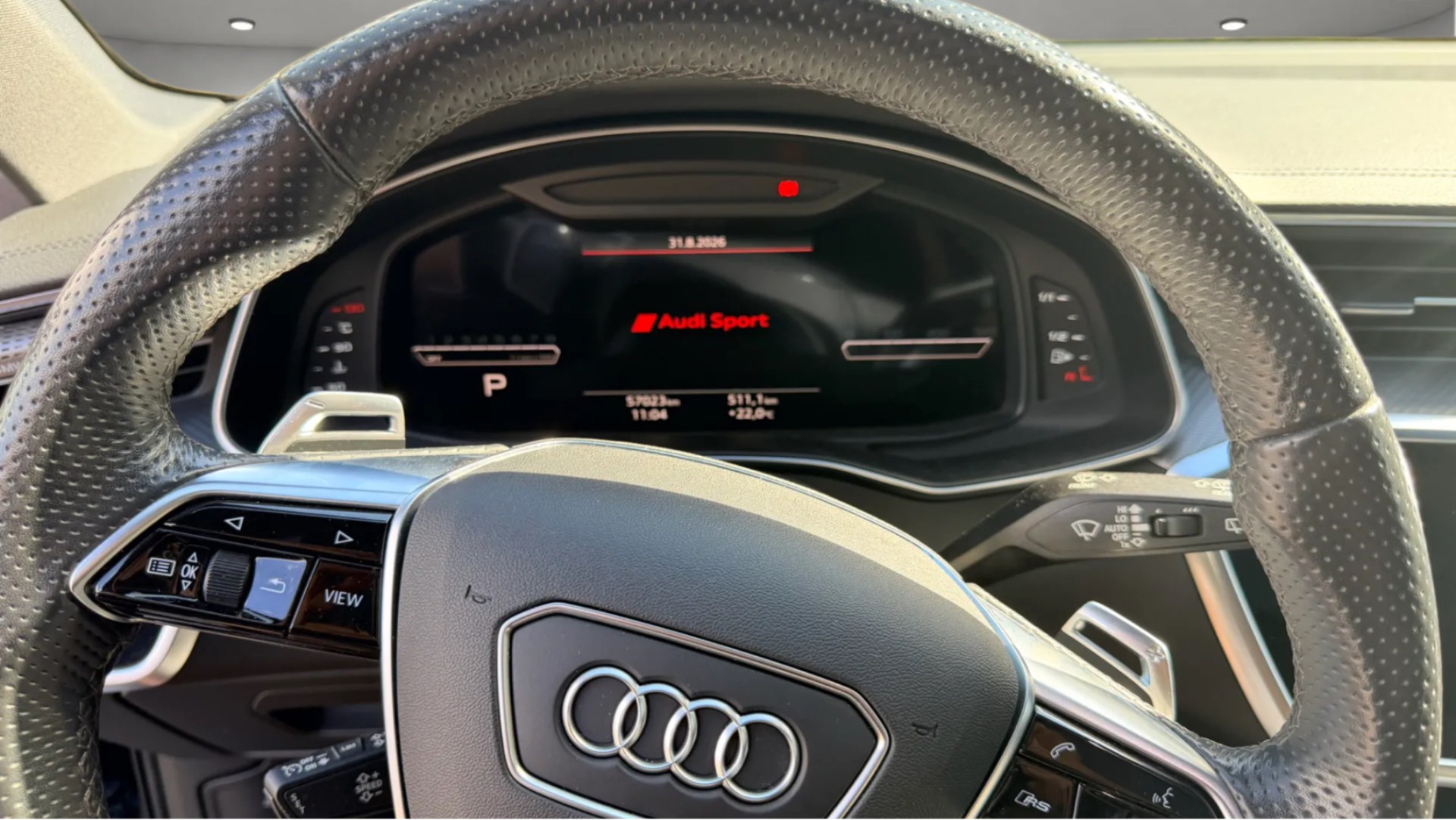 AUDI RS6 Avant 4.0 TFSI V8 quattro-image-8