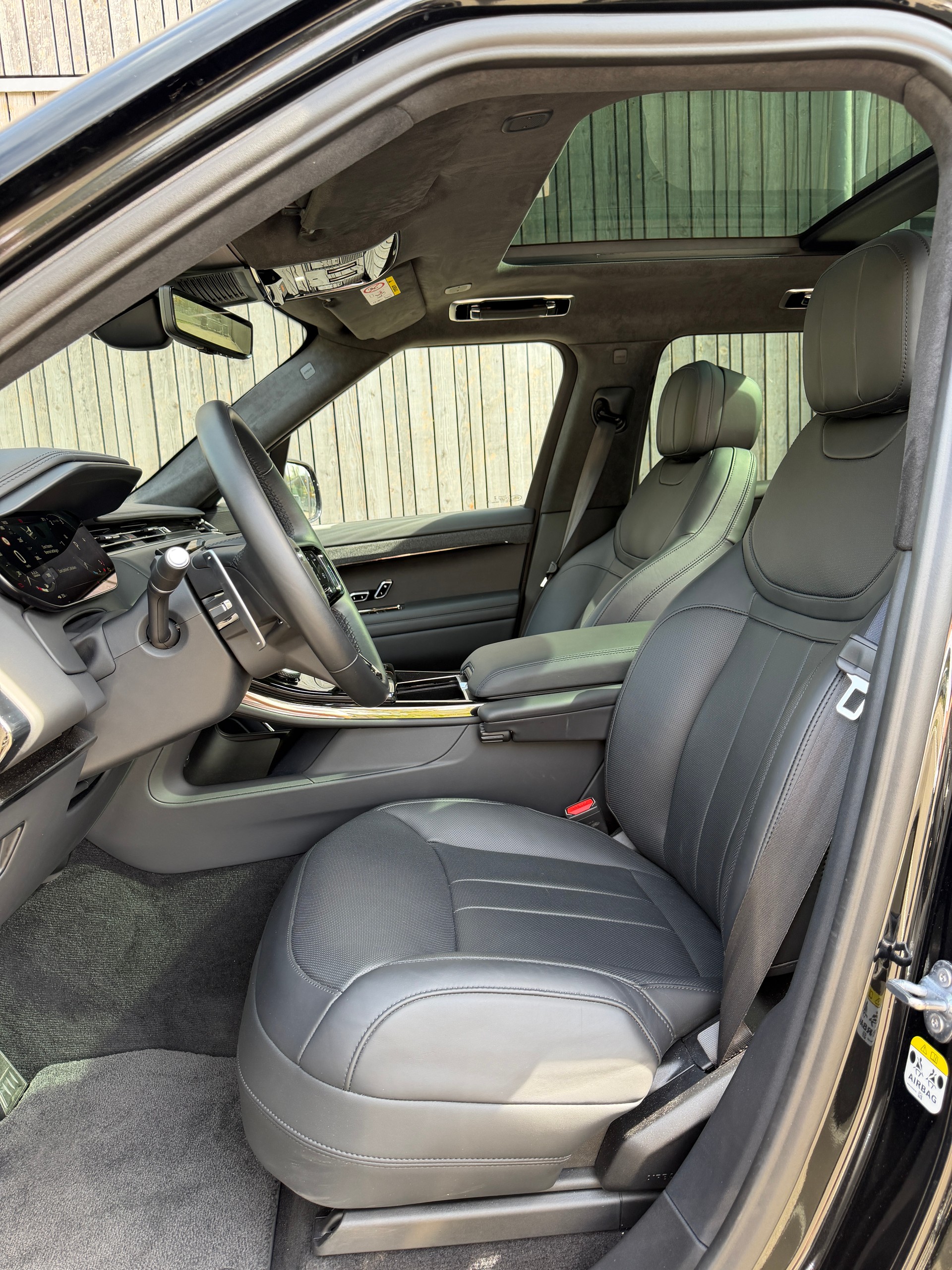 LAND ROVER 3.0 TD6 350 First Edition-image-3