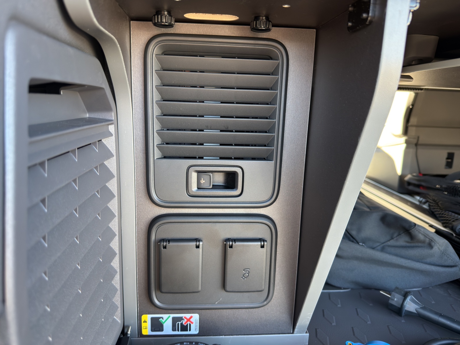 VW California eHybrid Beach Tour 4Motion-image-15