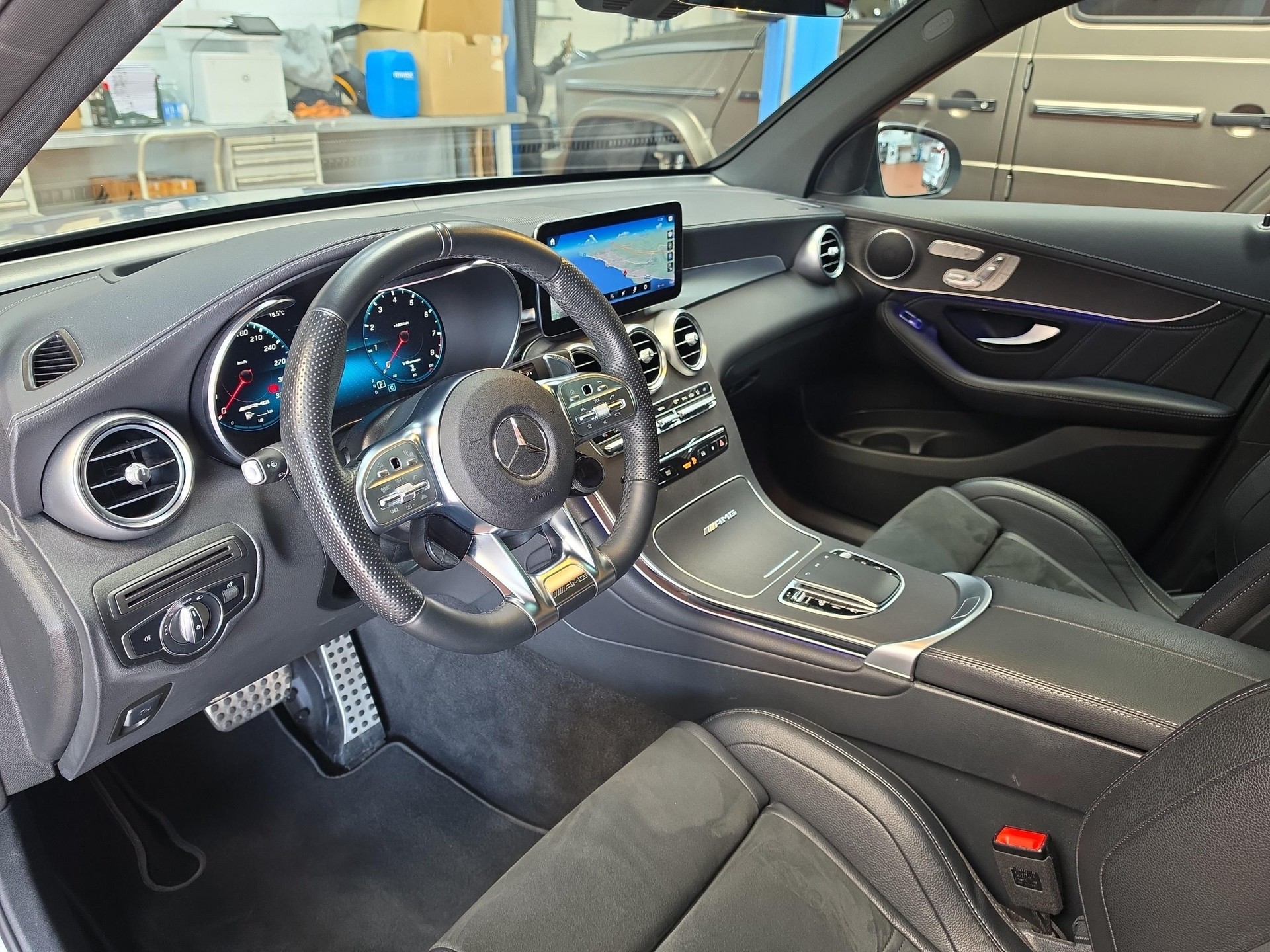 MERCEDES-BENZ GLC 63 S AMG 4MATIC+-image-6