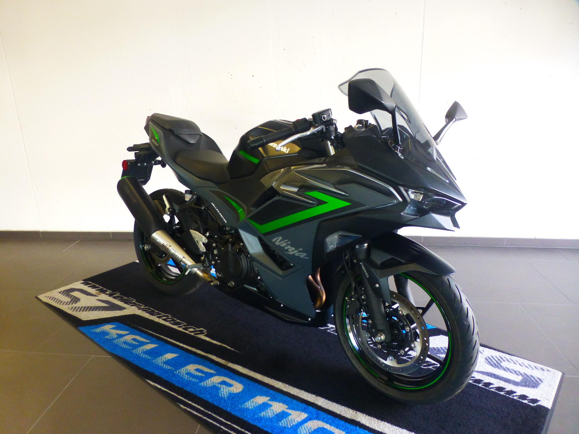 KAWASAKI Ninja 500 SE Performance-showroom-element-2