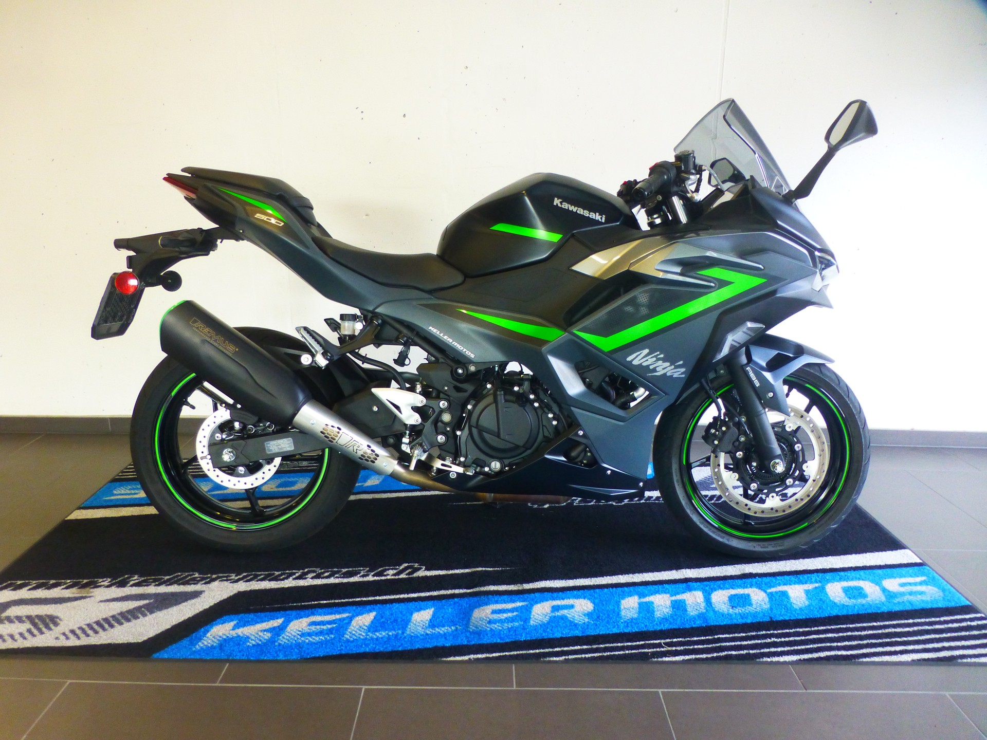 KAWASAKI Ninja 500 SE Performance