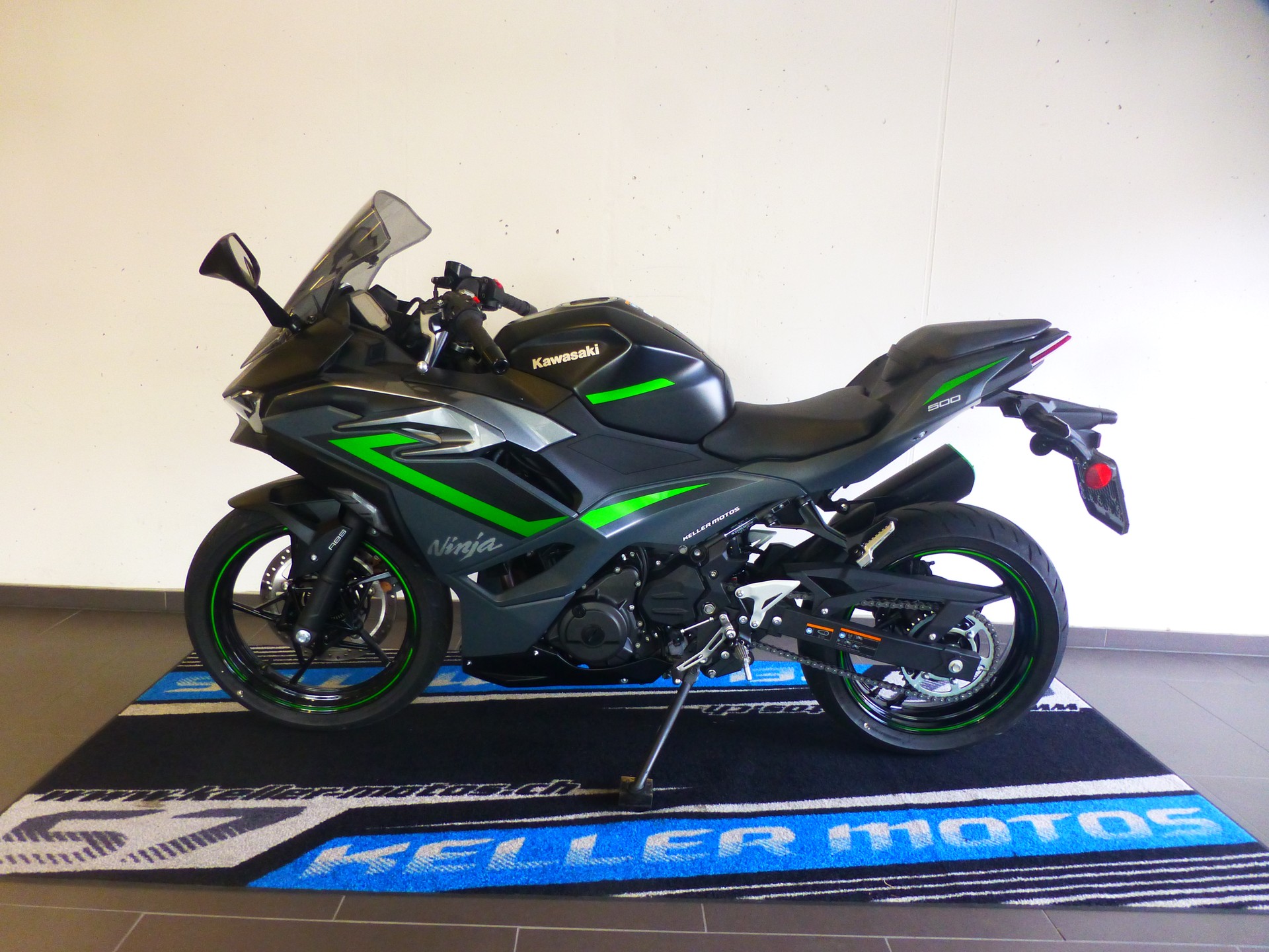 KAWASAKI Ninja 500 SE Performance-showroom-element-1