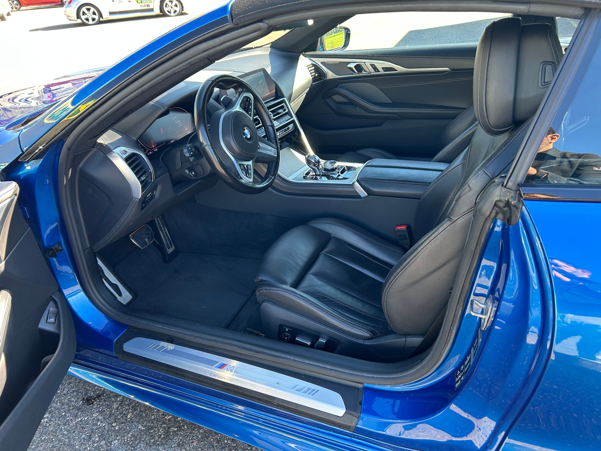 BMW 840i xDrive-image-6