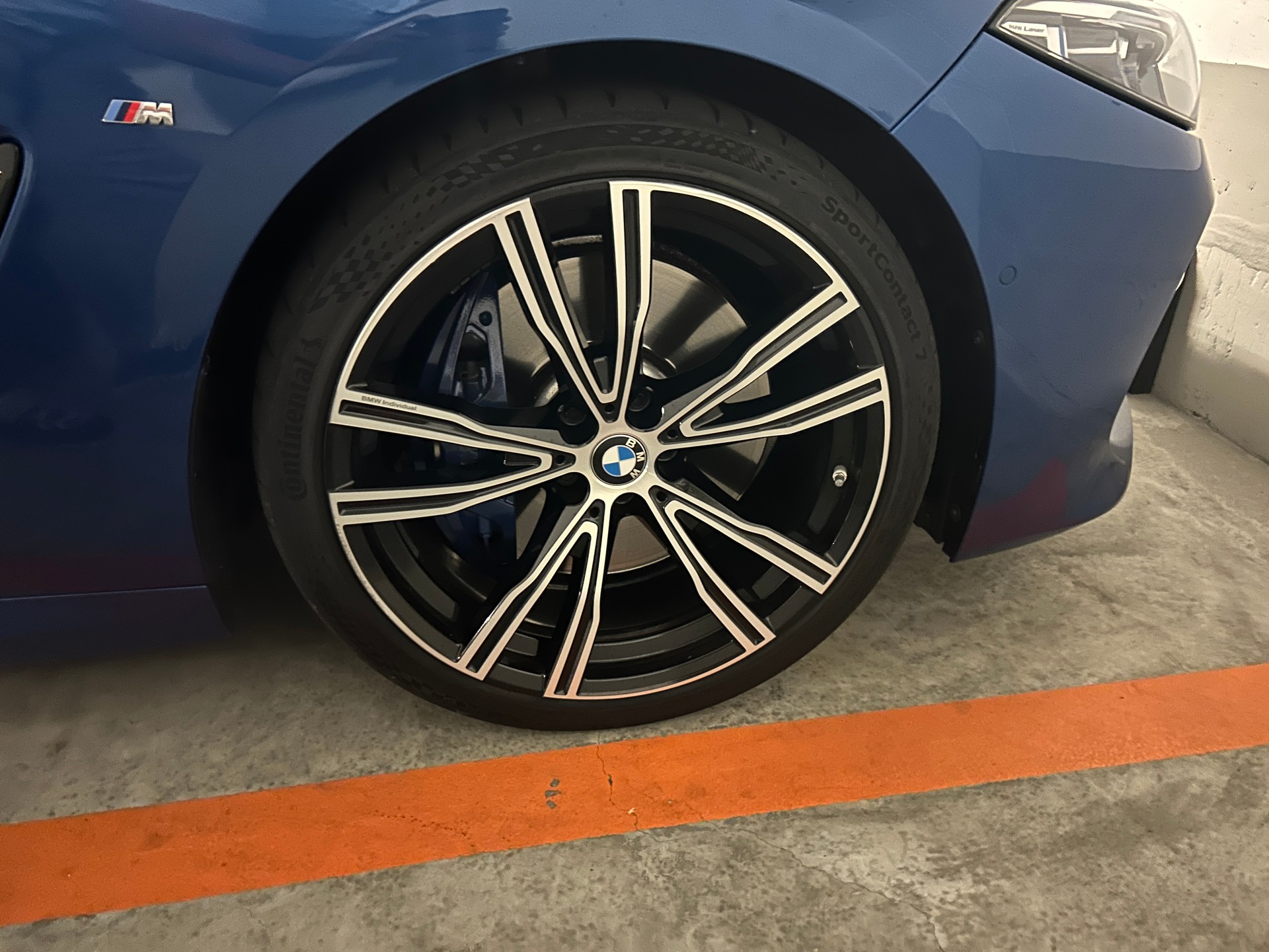 BMW 840i xDrive-image-17