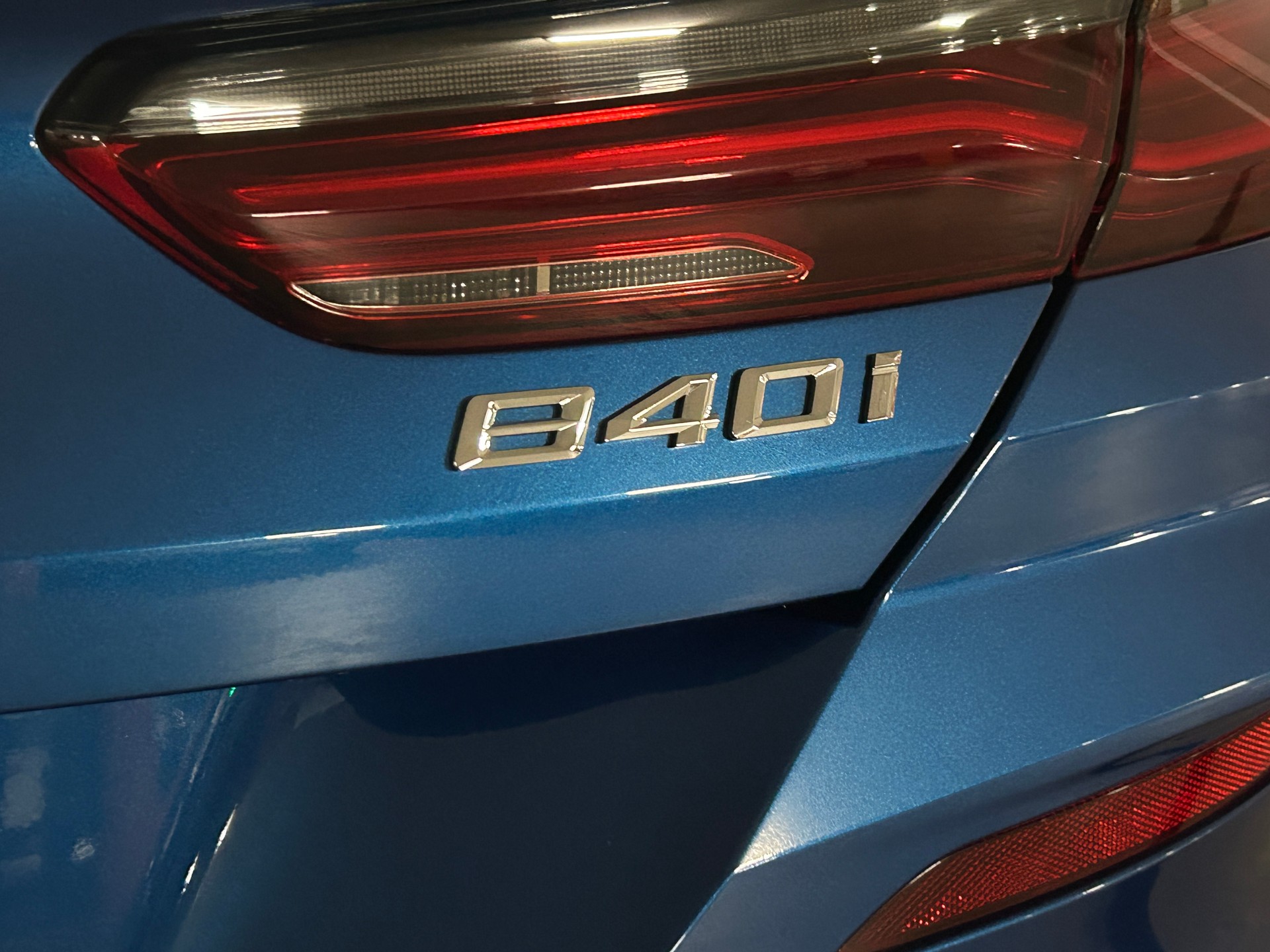 BMW 840i xDrive-image-13